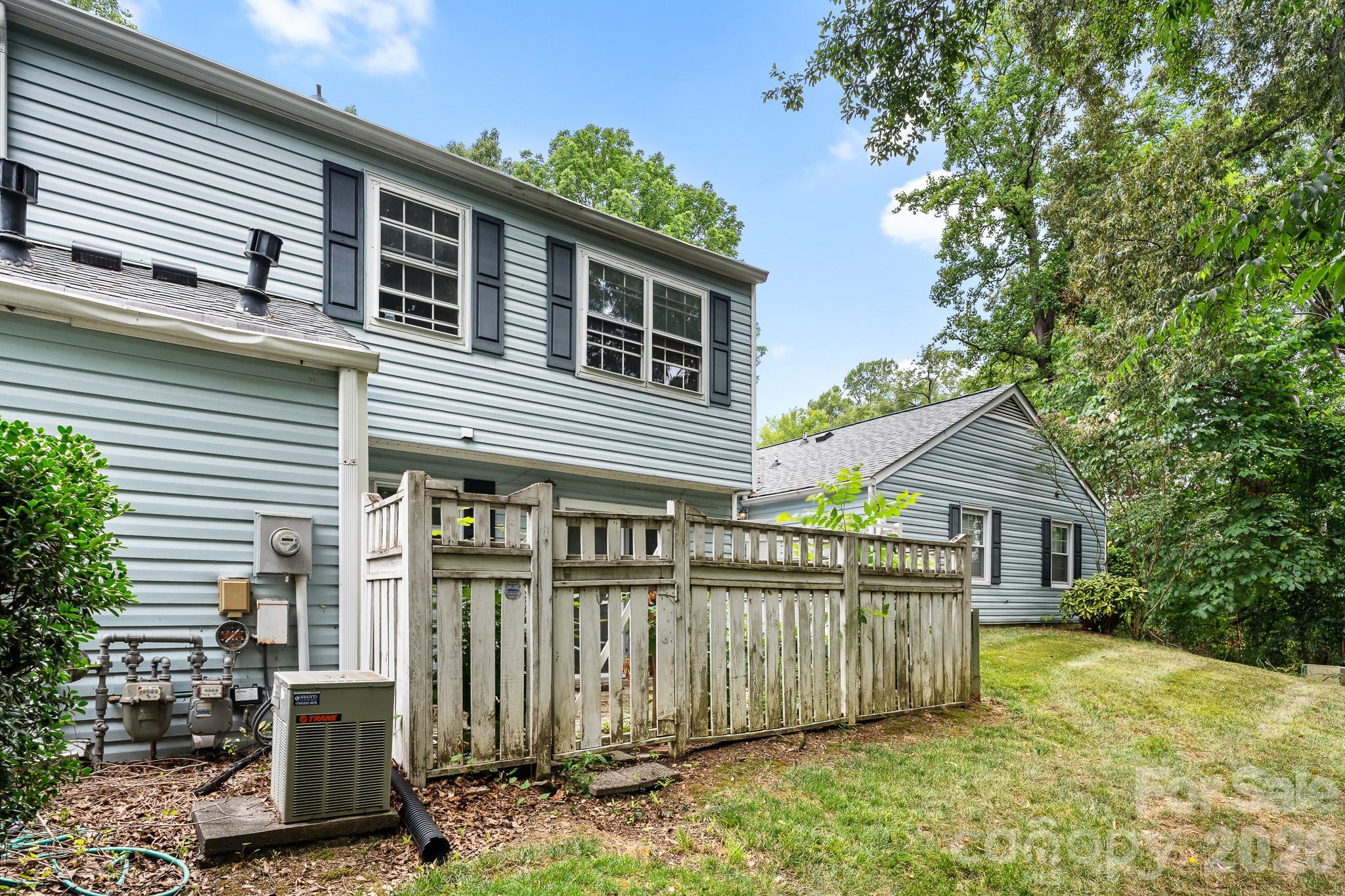 8504 Castle Pine Court — Charlotte