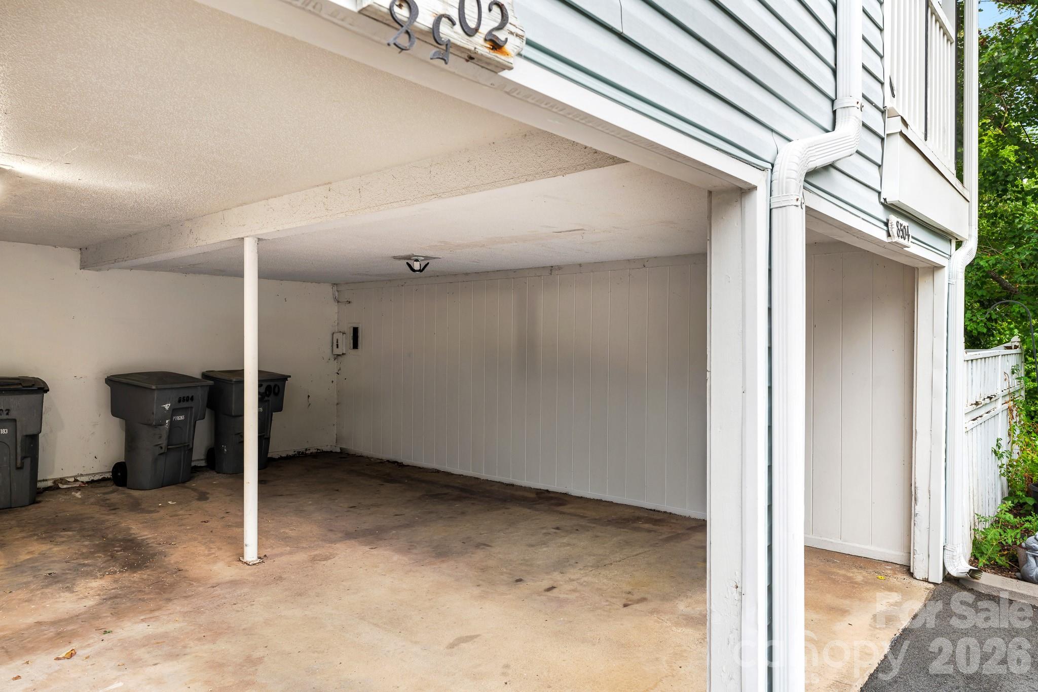 8504 Castle Pine Court — Charlotte