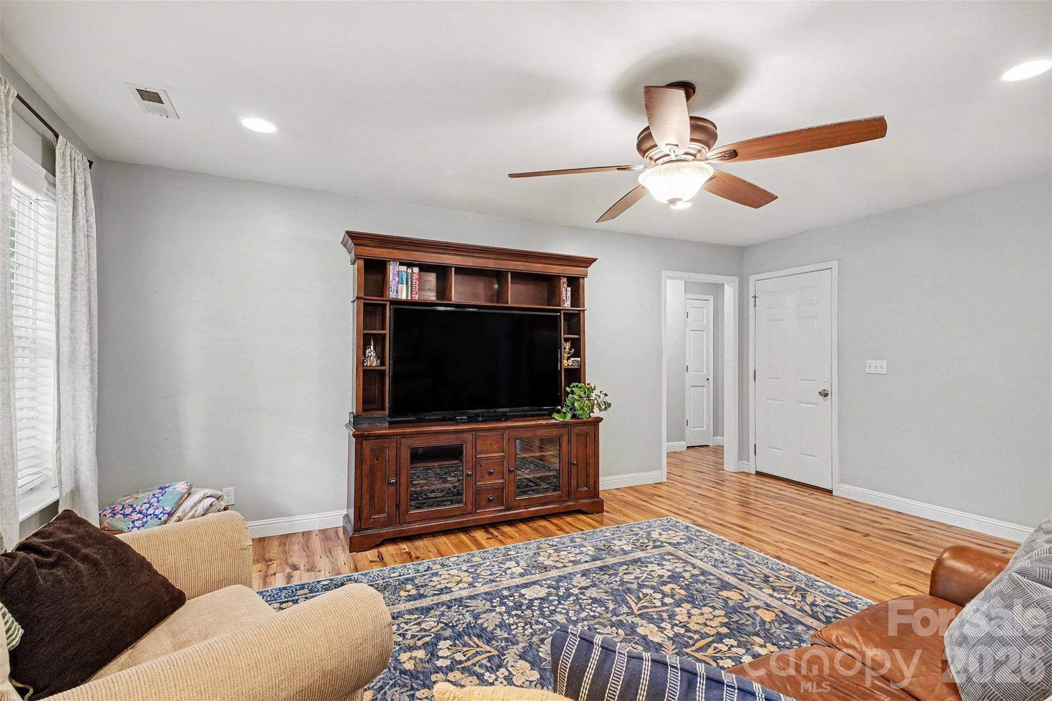 8446 Aqua Lane — Kannapolis