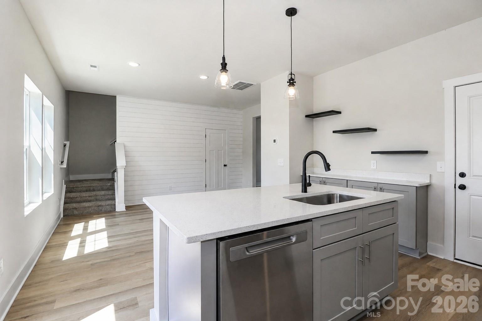 107 Cain Road — Stony Point