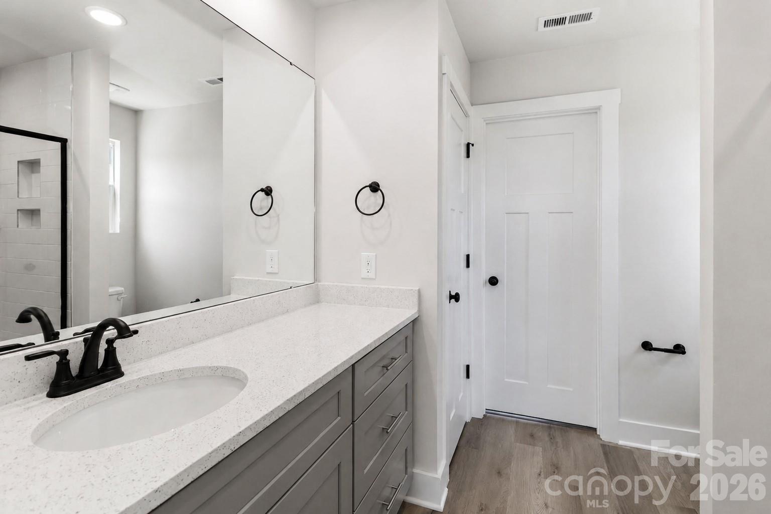107 Cain Road — Stony Point