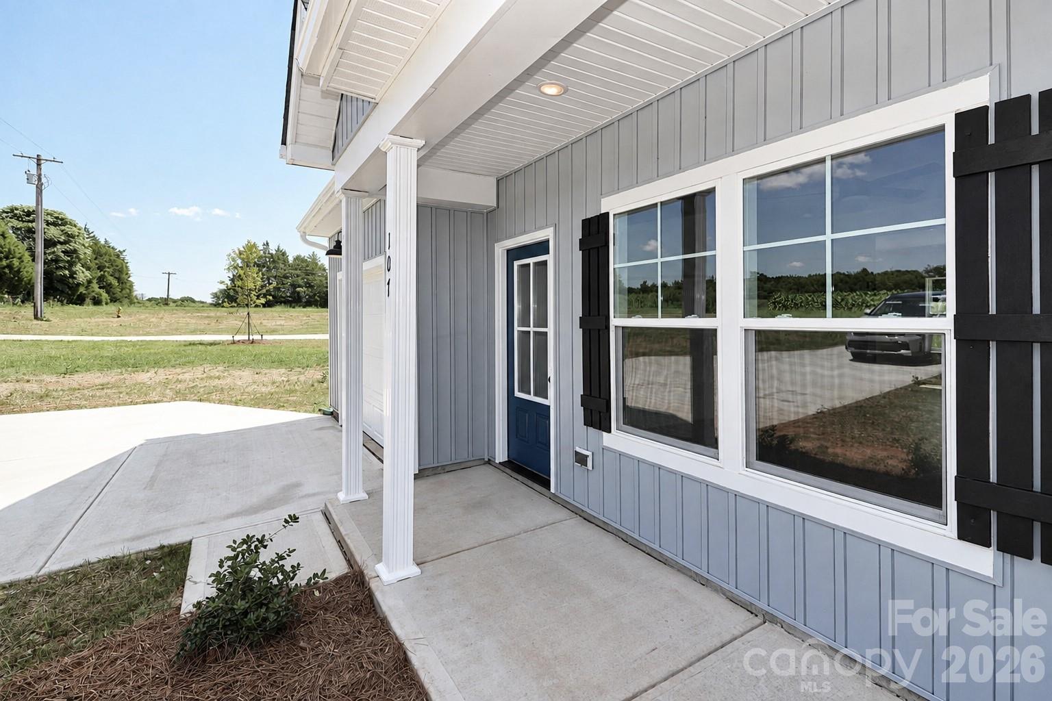 107 Cain Road — Stony Point
