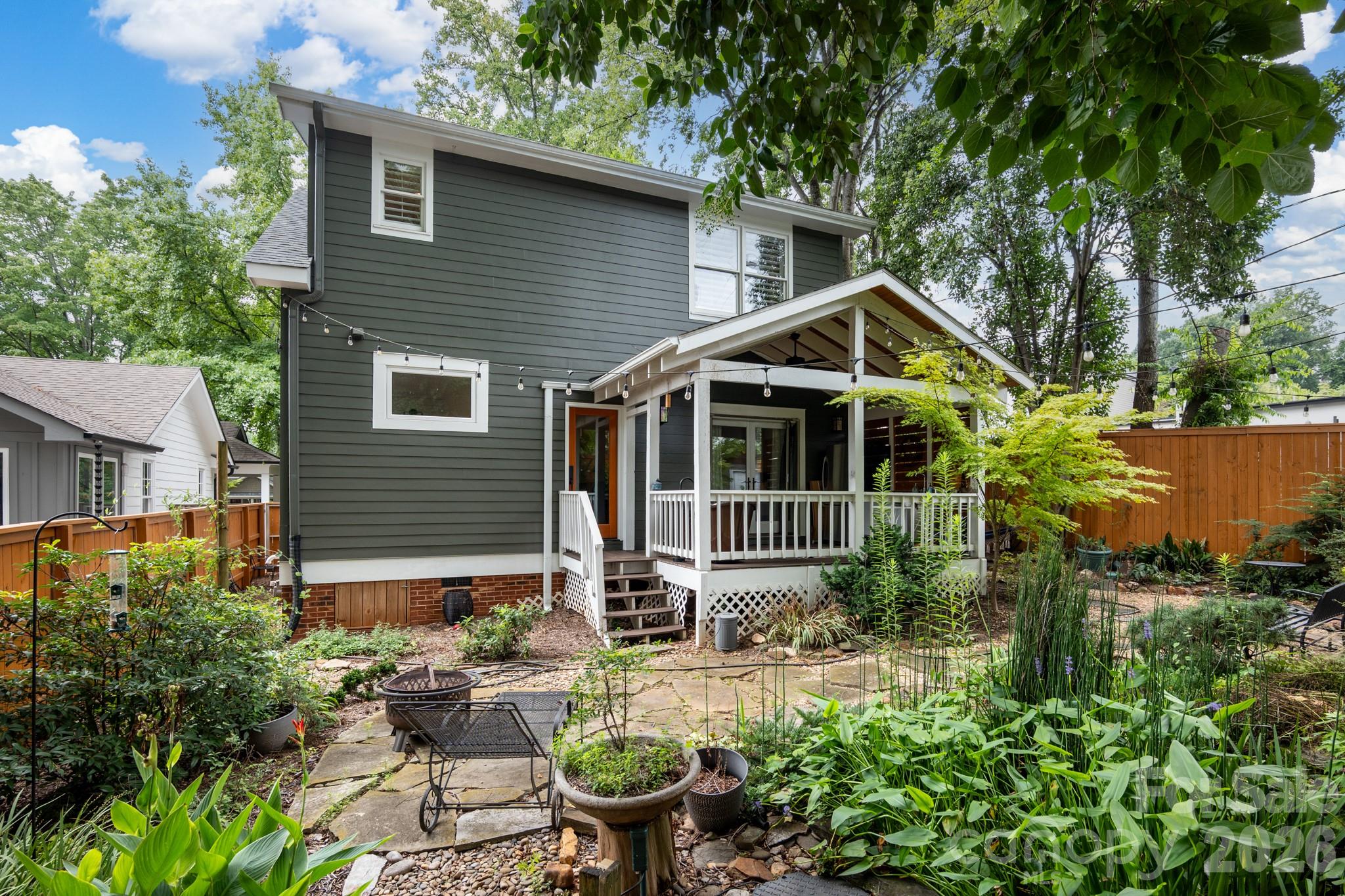 2013 Chesterfield Avenue — Charlotte