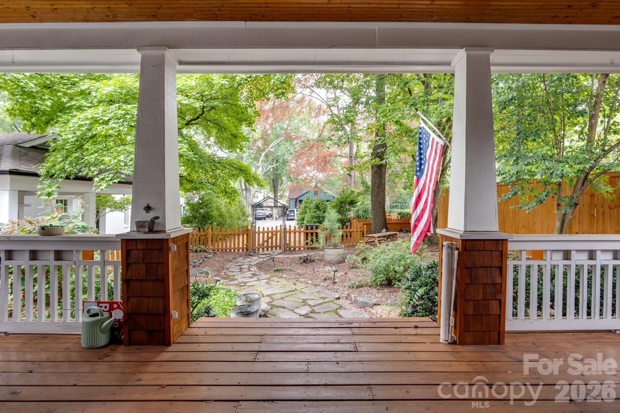 2013 Chesterfield Avenue — Charlotte
