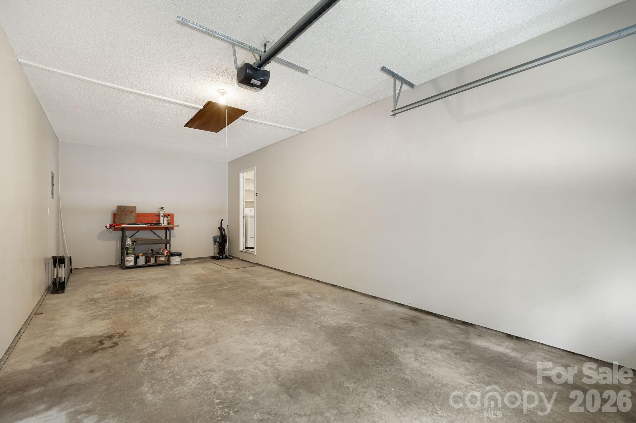 35 Golden Oaks Lane — Fletcher