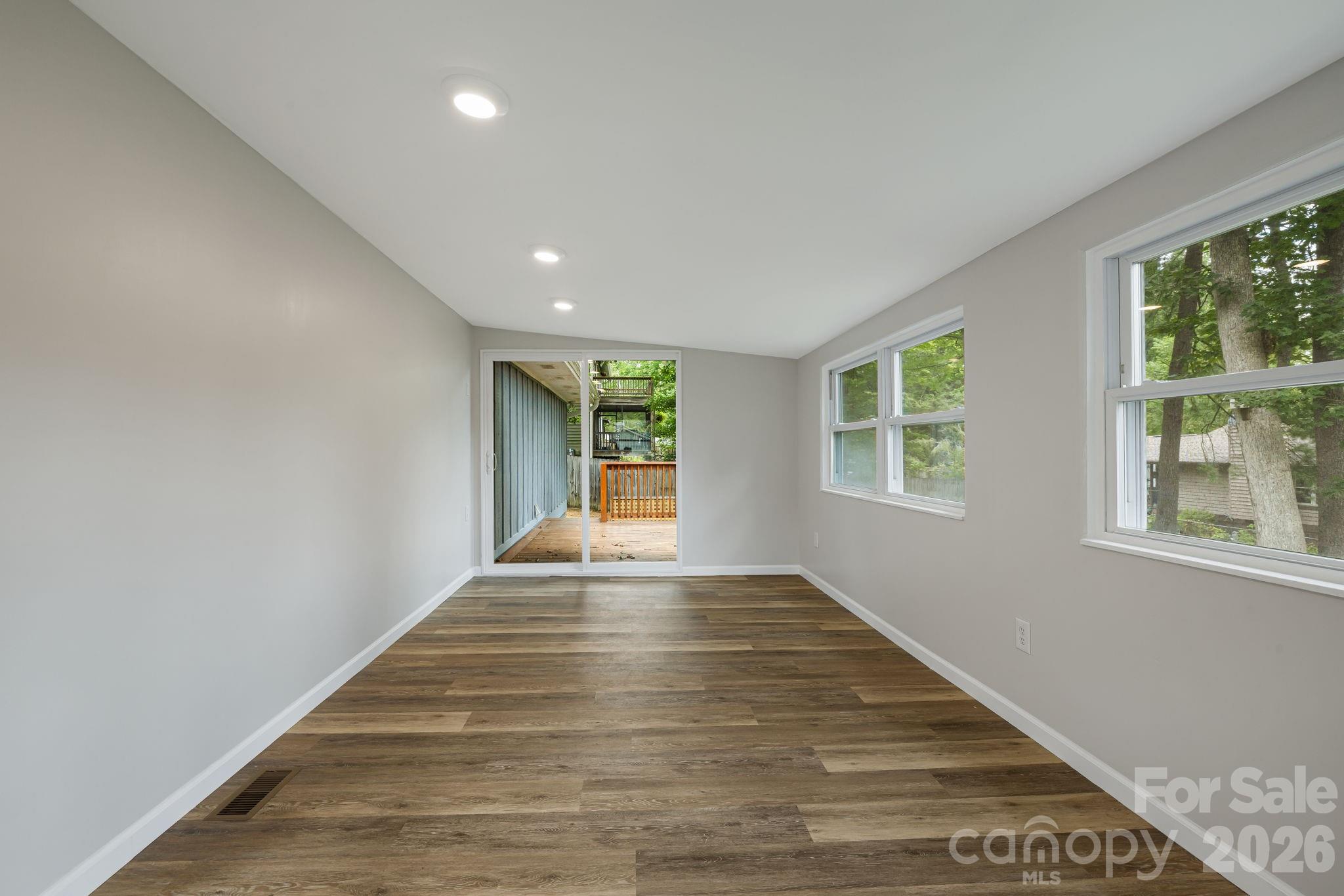 35 Golden Oaks Lane — Fletcher