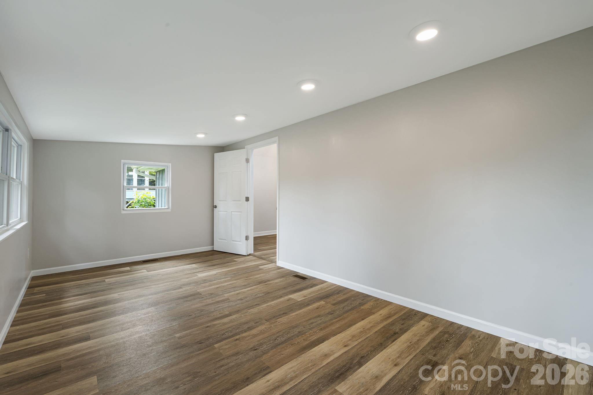 35 Golden Oaks Lane — Fletcher
