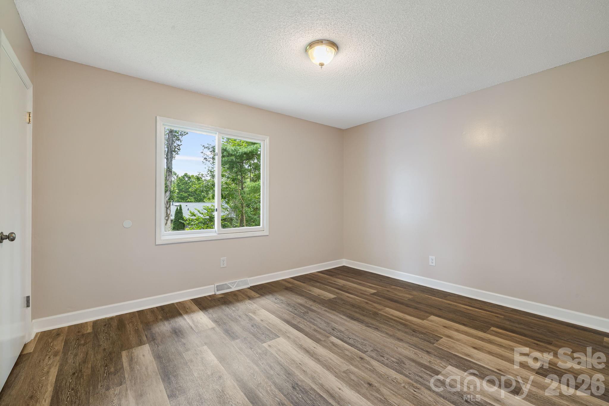 35 Golden Oaks Lane — Fletcher