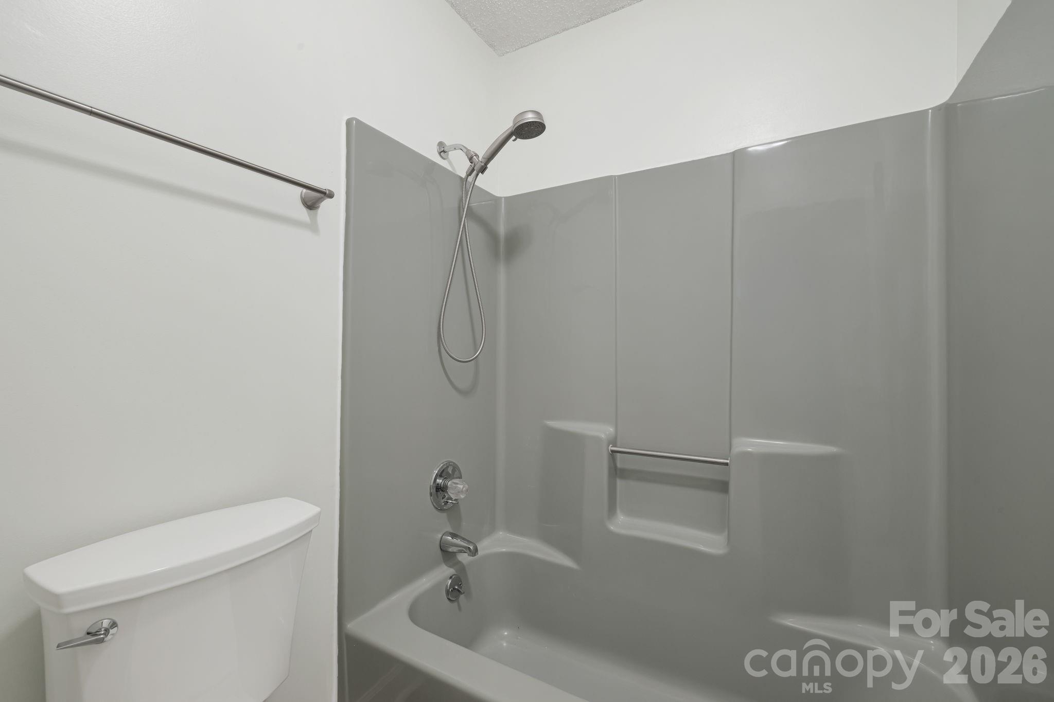 35 Golden Oaks Lane — Fletcher