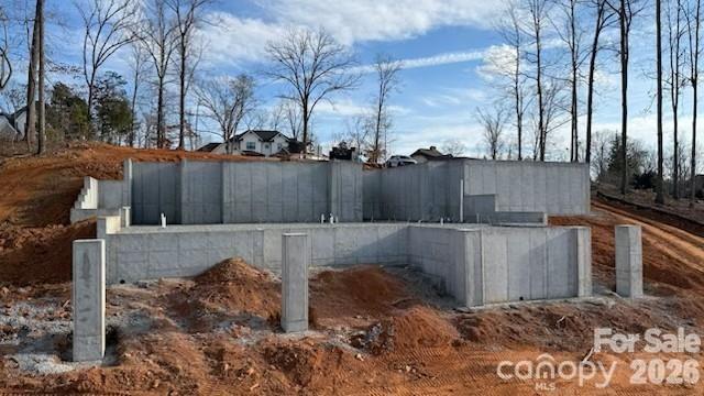 7061 Ridgeview Lane #15 — Iron Station