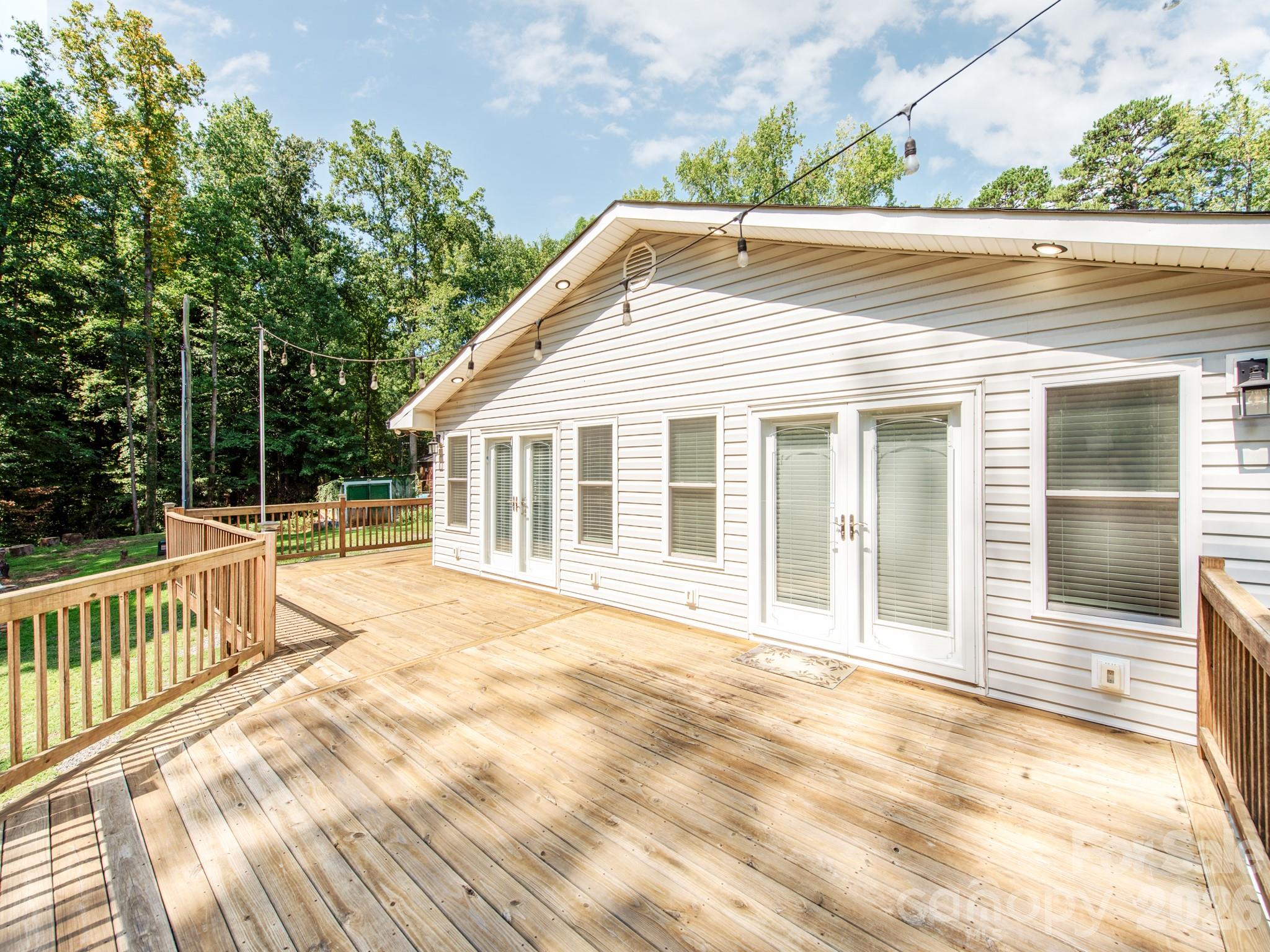 7124 Ridge Lane Road — Charlotte