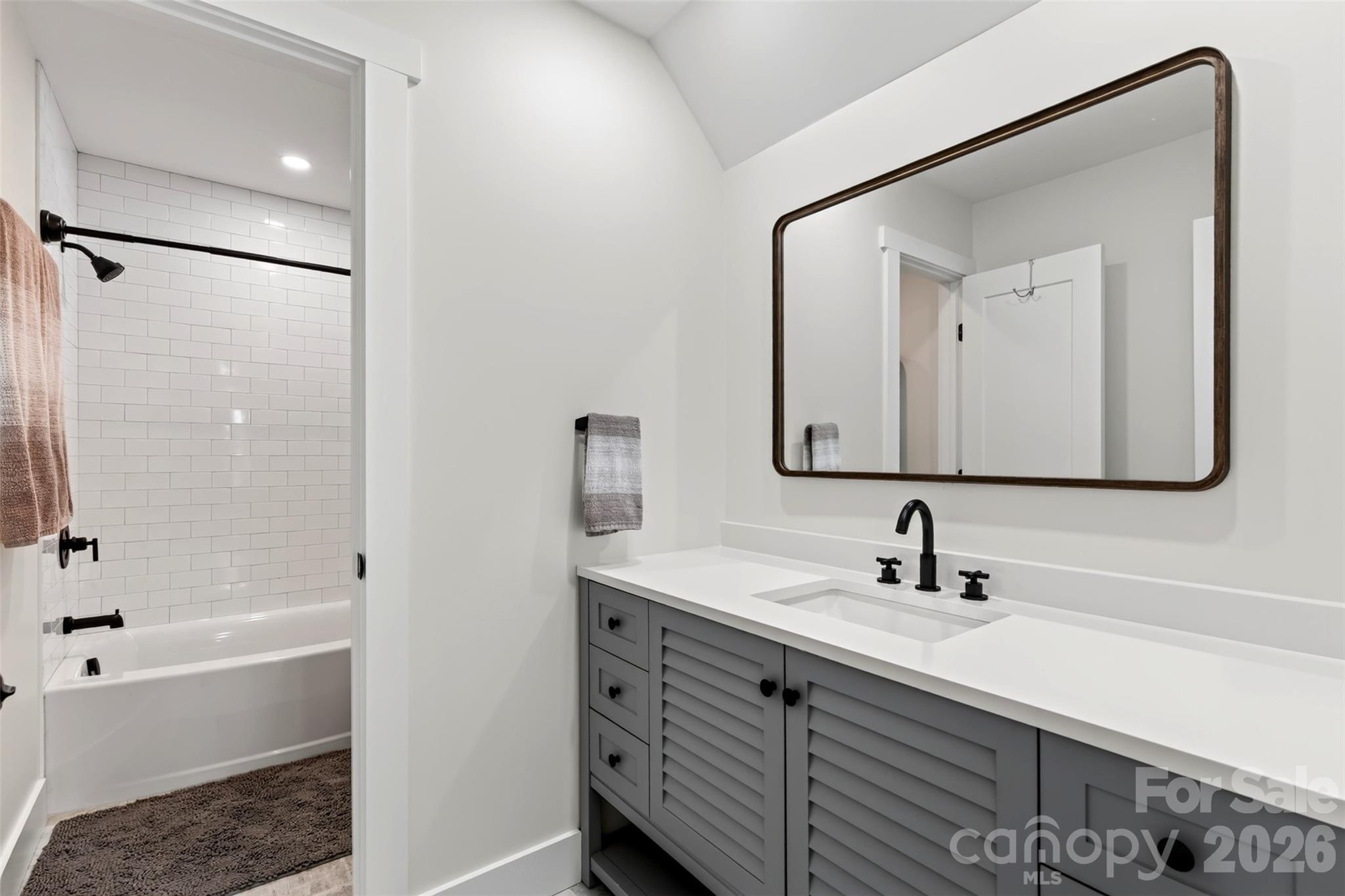 310 Magnolia Ridge Road — Swannanoa