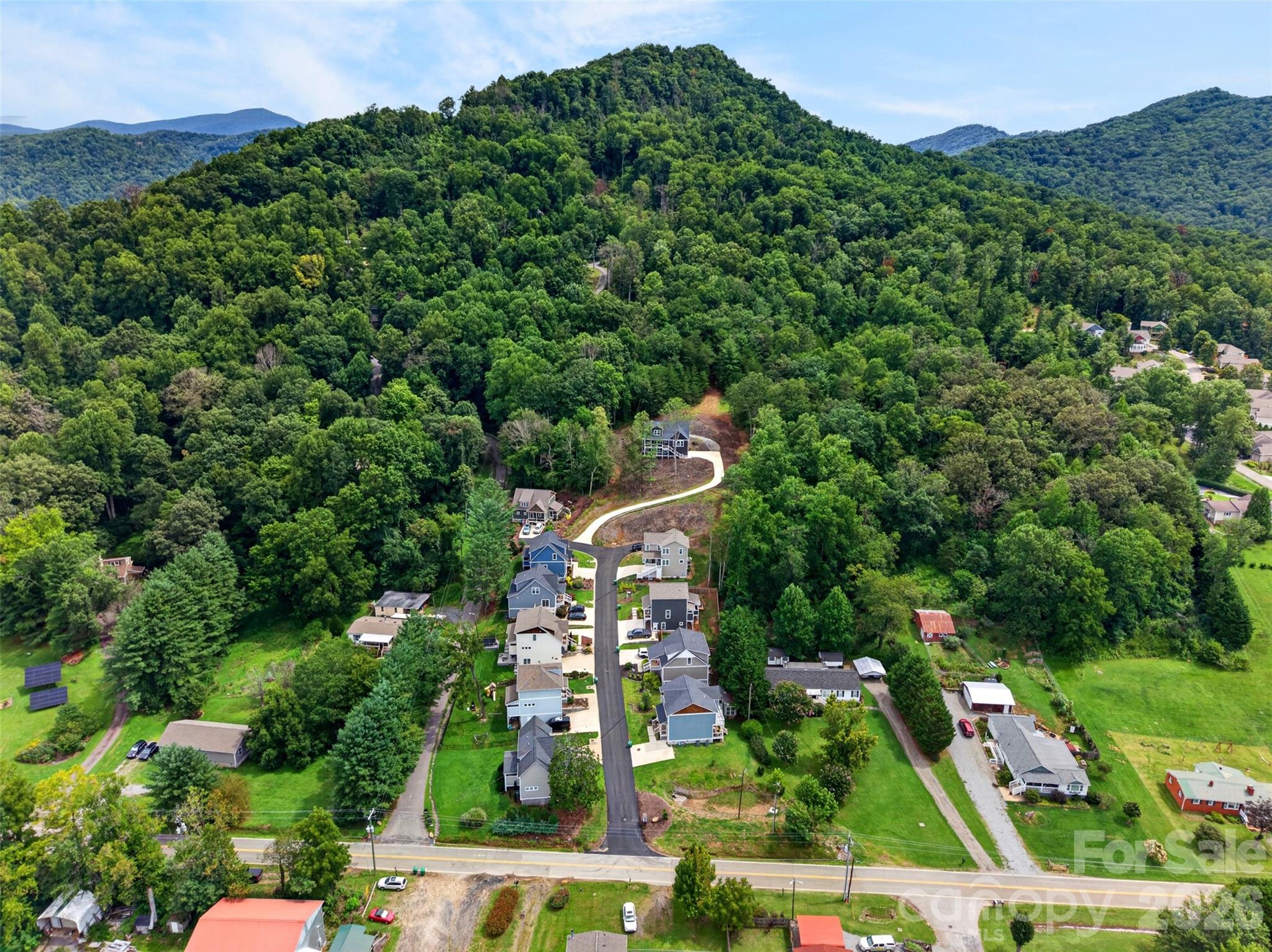 310 Magnolia Ridge Road — Swannanoa