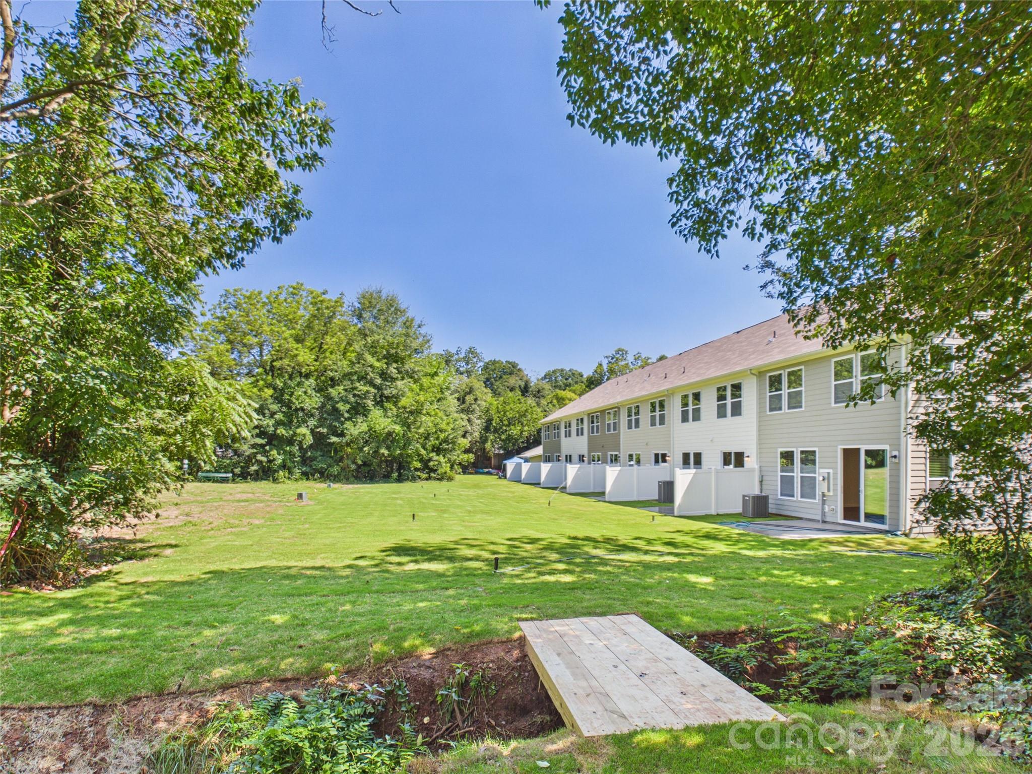 105 N Dilling Street #01 — Kings Mountain