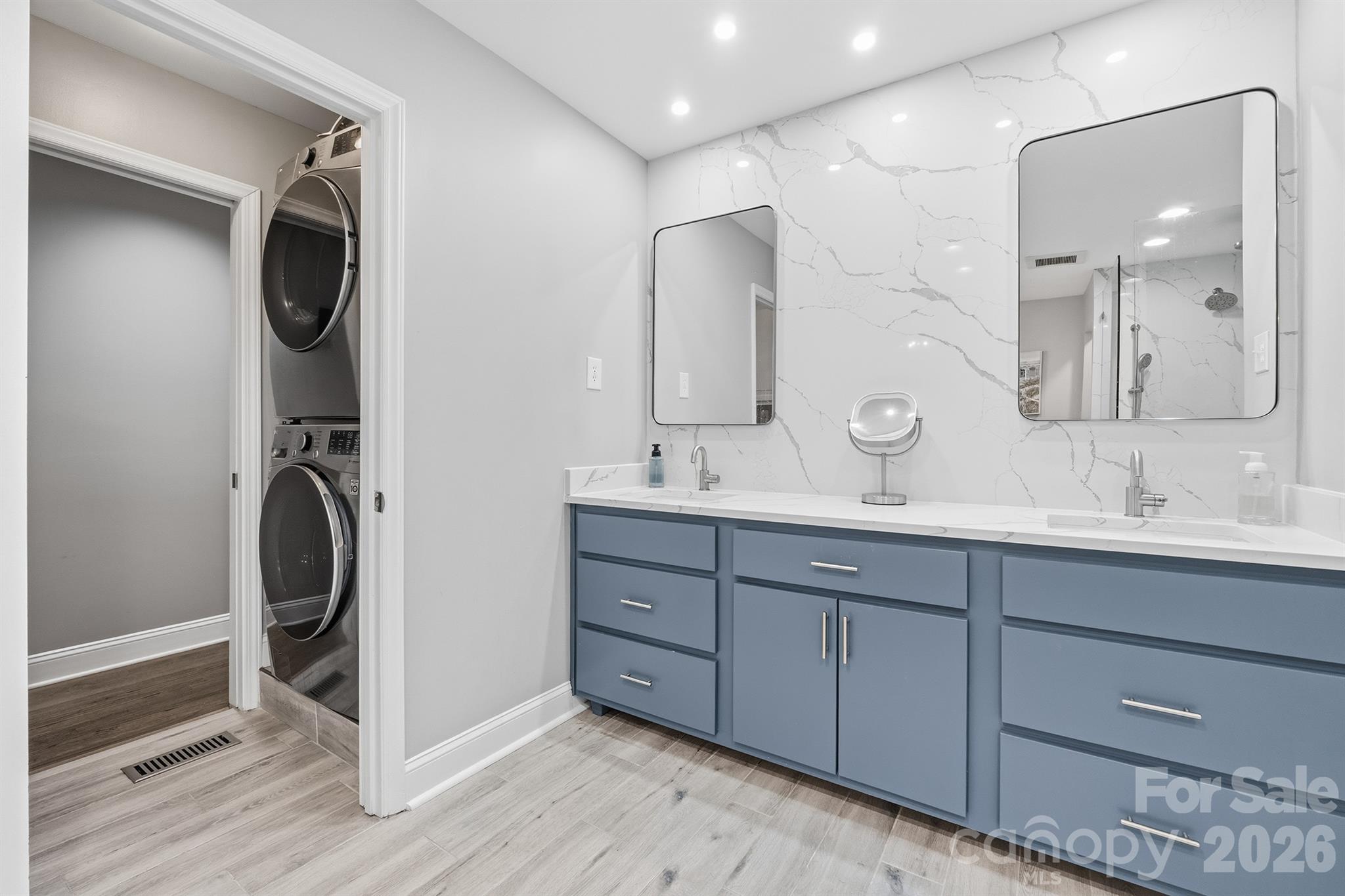 1419 Stoneyridge Drive — Charlotte
