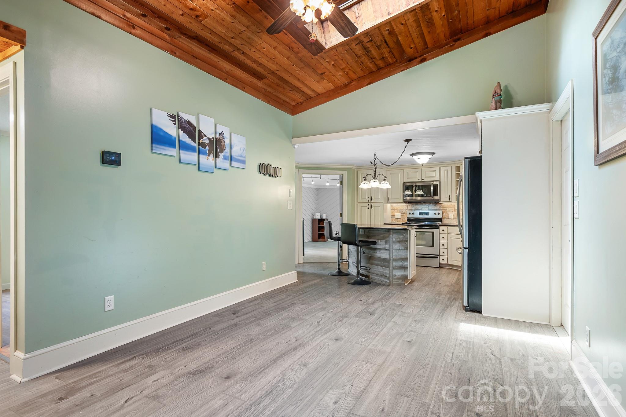 7224 Right Angle Street — Sherrills Ford