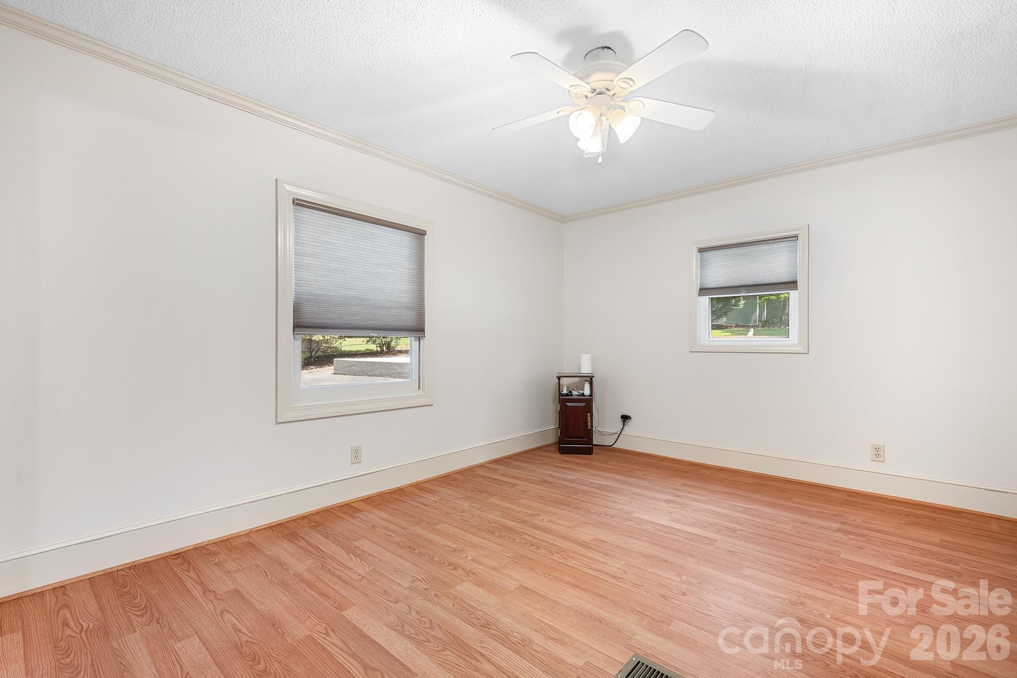 7224 Right Angle Street — Sherrills Ford