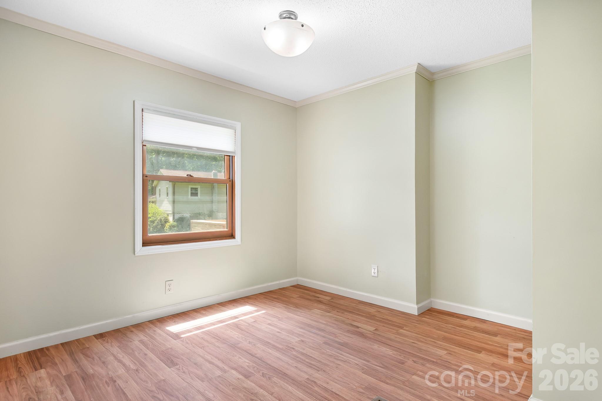 7224 Right Angle Street — Sherrills Ford