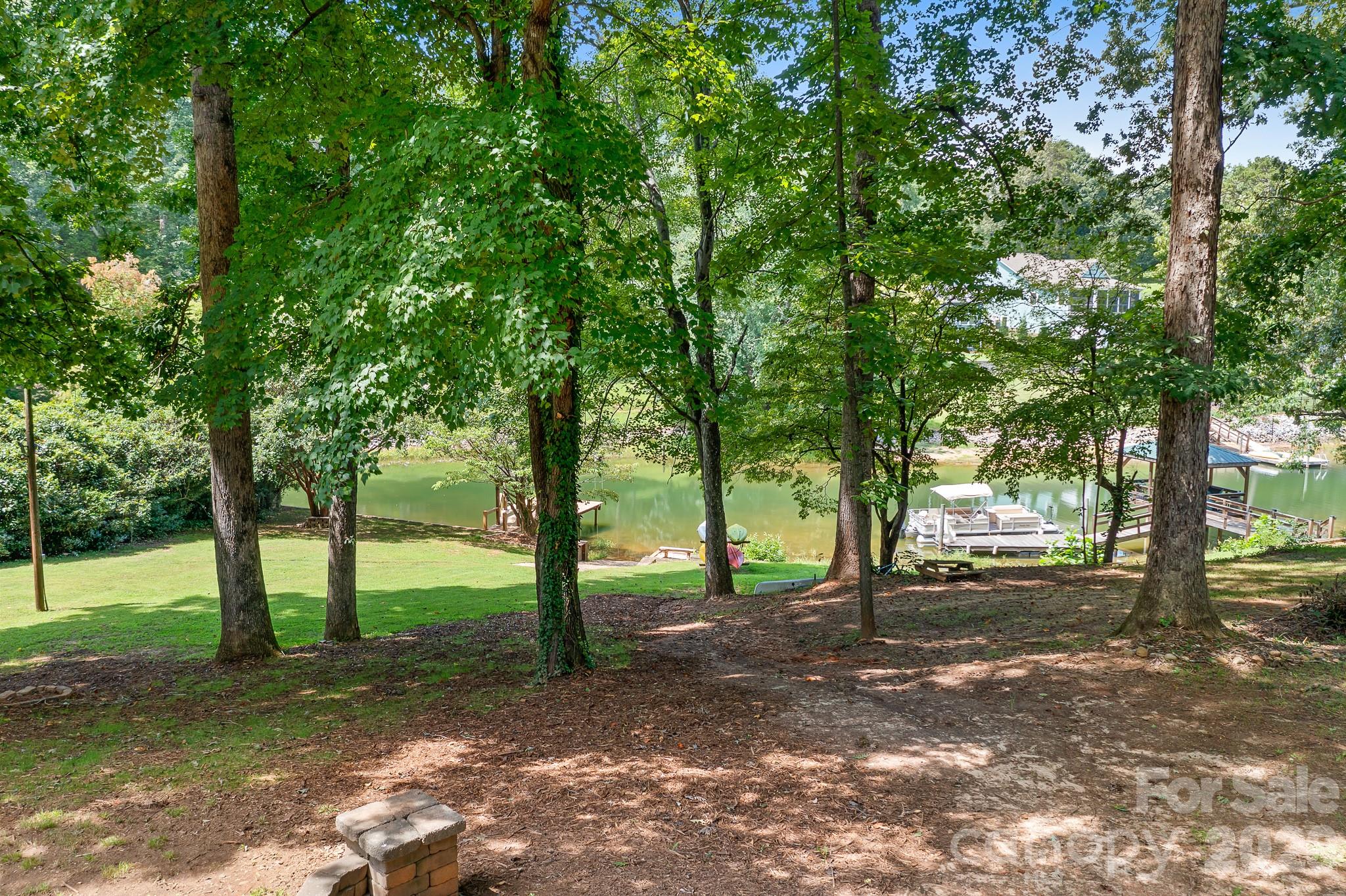 7224 Right Angle Street — Sherrills Ford