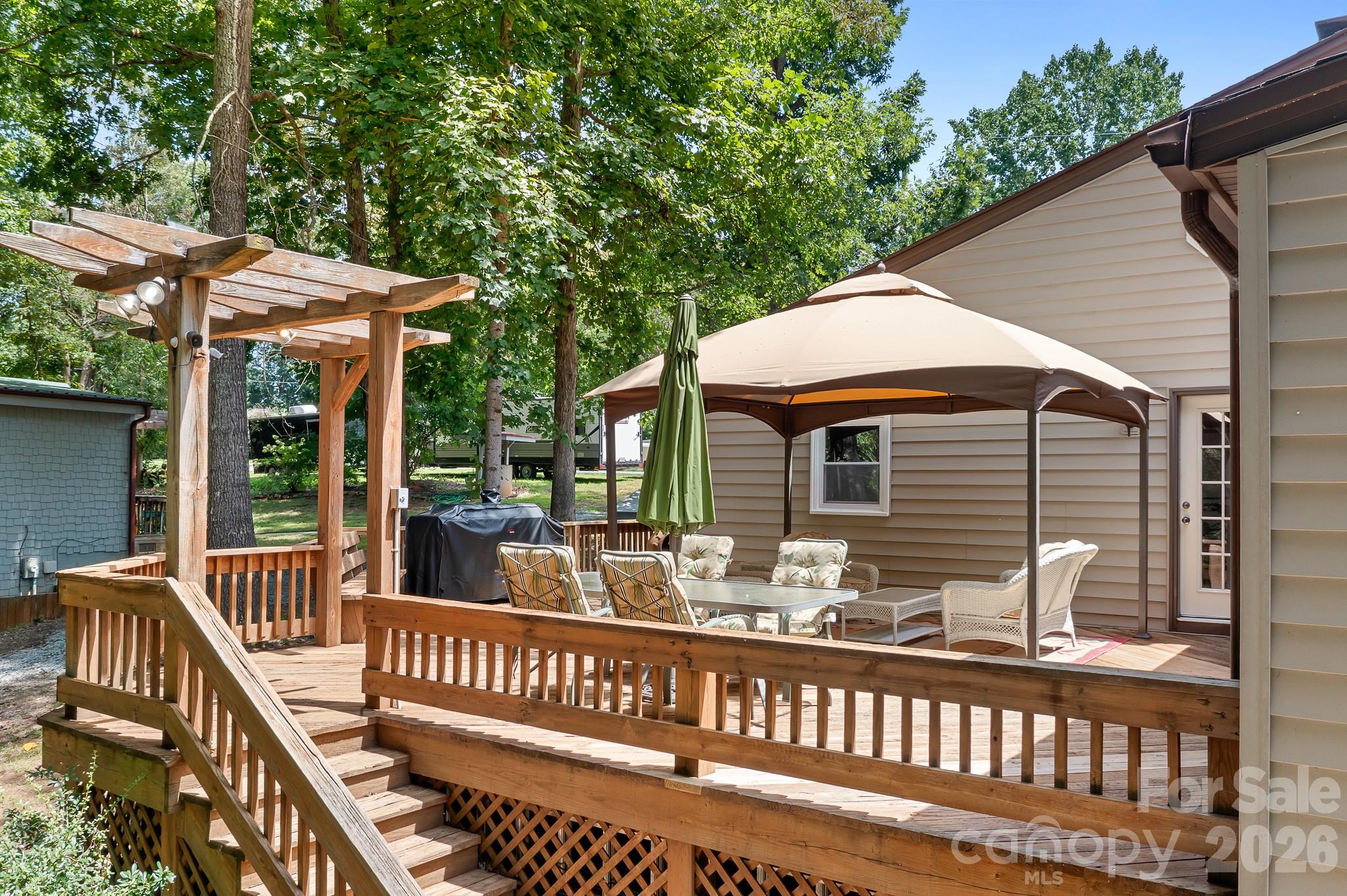 7224 Right Angle Street — Sherrills Ford
