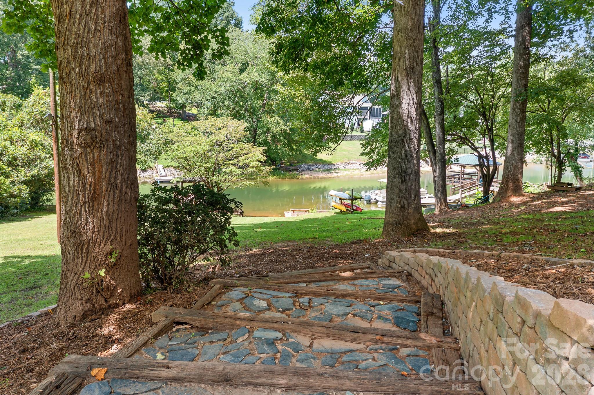 7224 Right Angle Street — Sherrills Ford