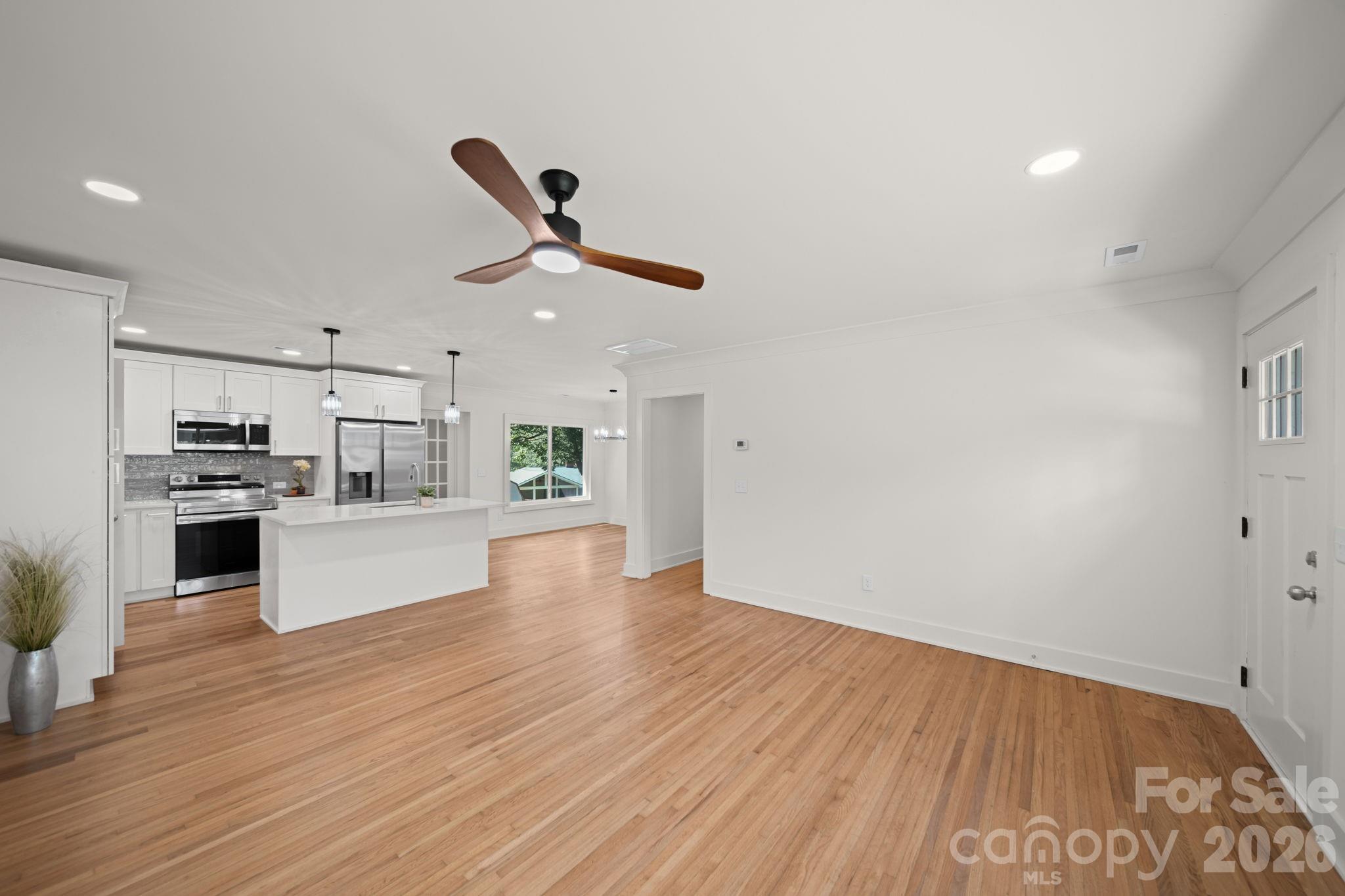 1041 Watts Drive — Charlotte