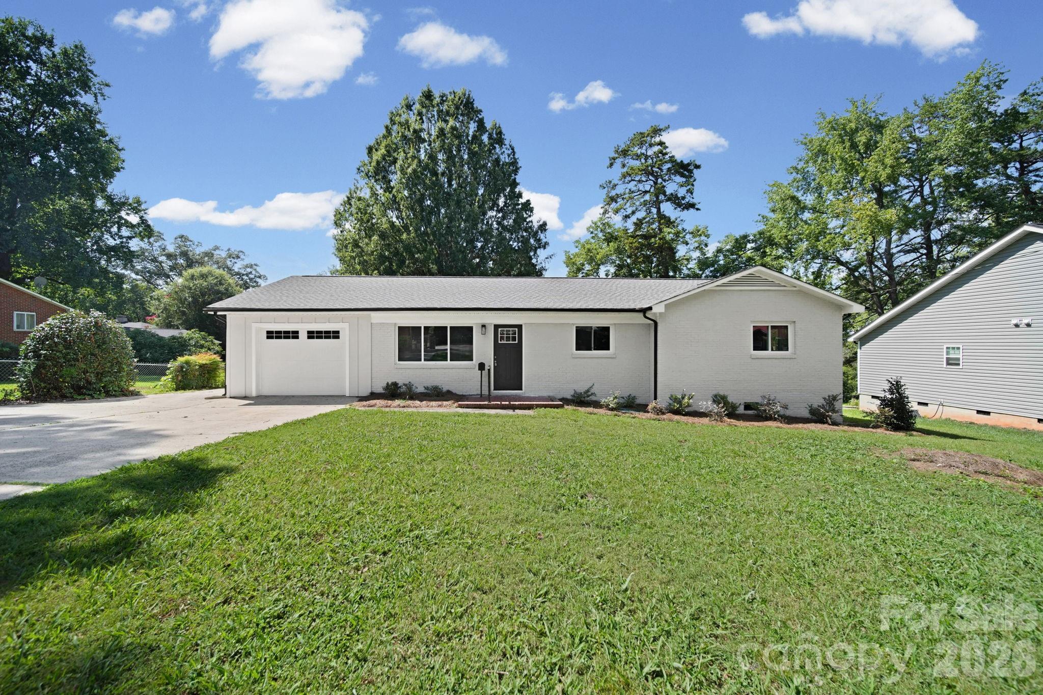 1041 Watts Drive — Charlotte