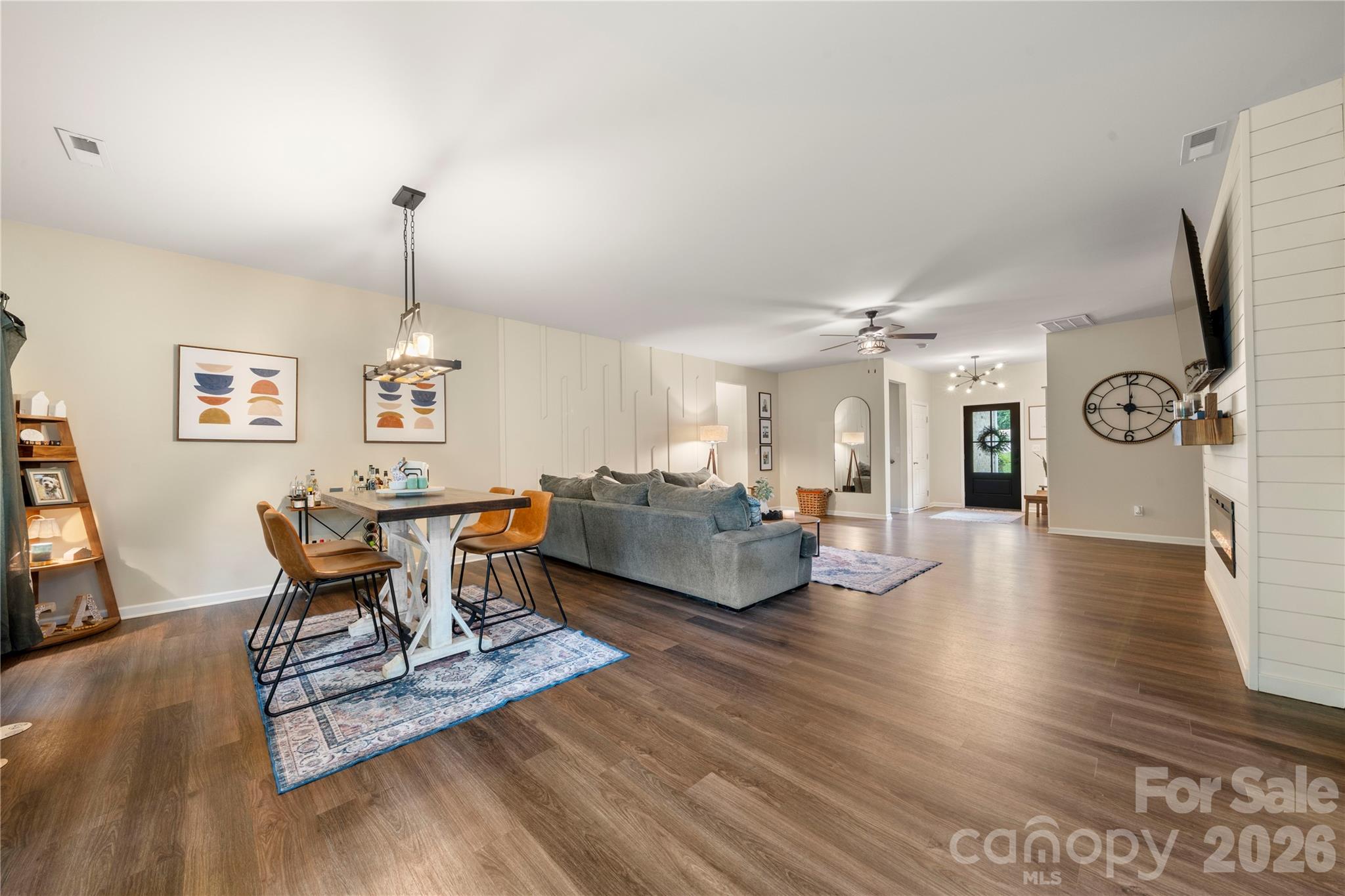 3229 Creek Bend Court — Sherrills Ford