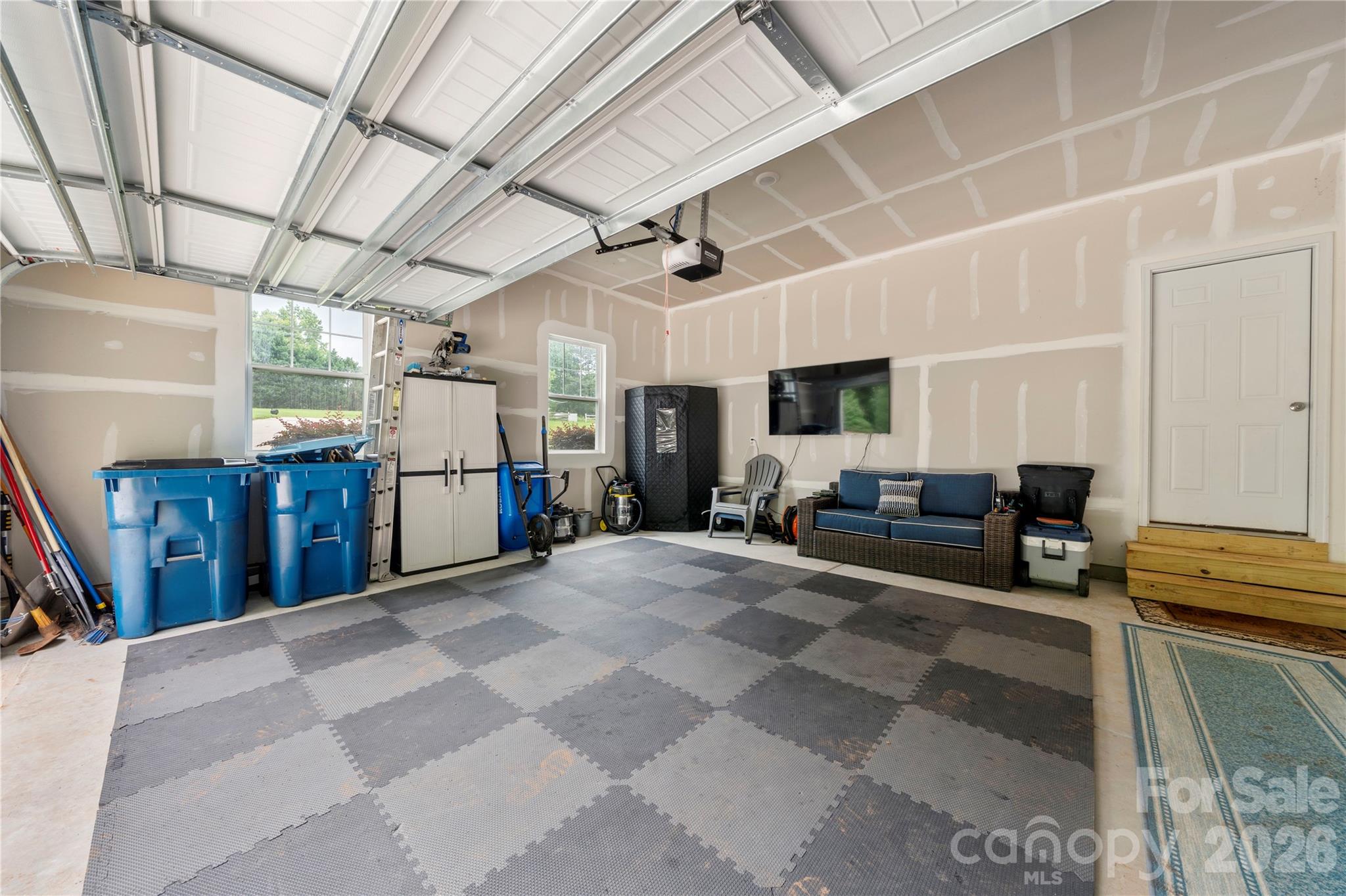 3229 Creek Bend Court — Sherrills Ford