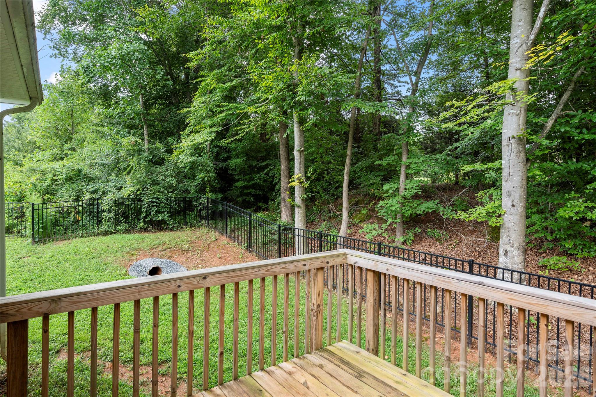 3229 Creek Bend Court — Sherrills Ford