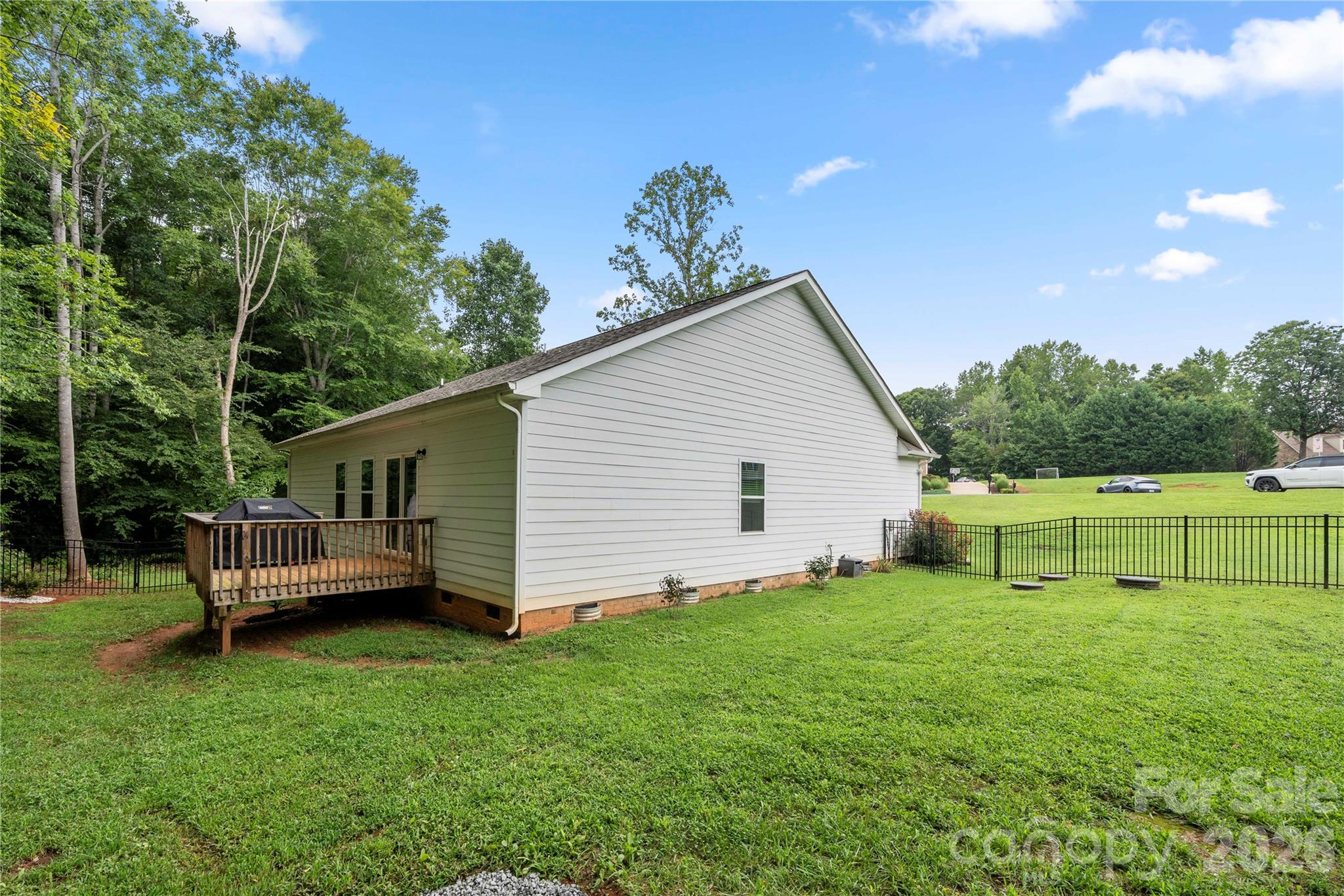 3229 Creek Bend Court — Sherrills Ford
