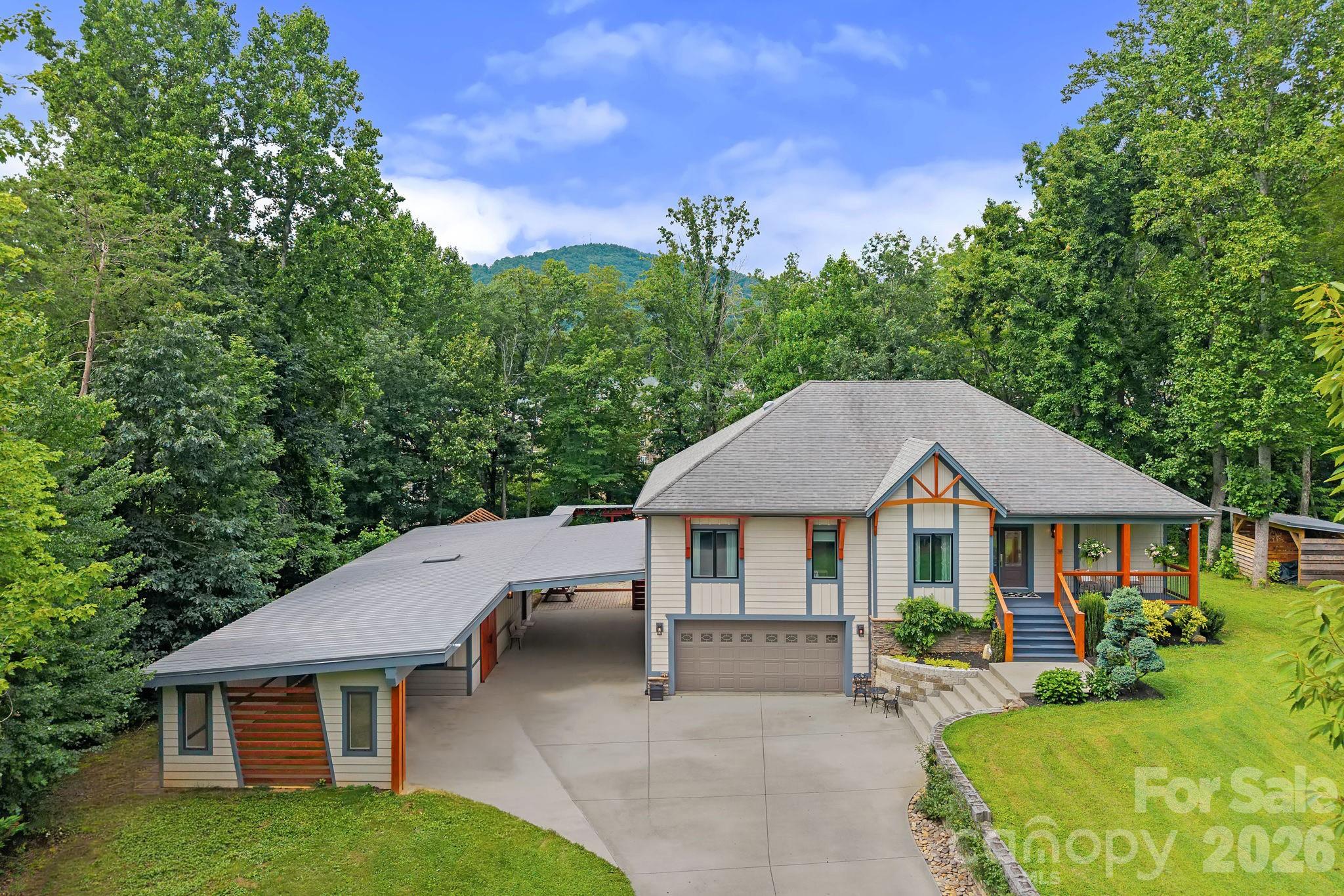 38 Little Forest Drive — Asheville