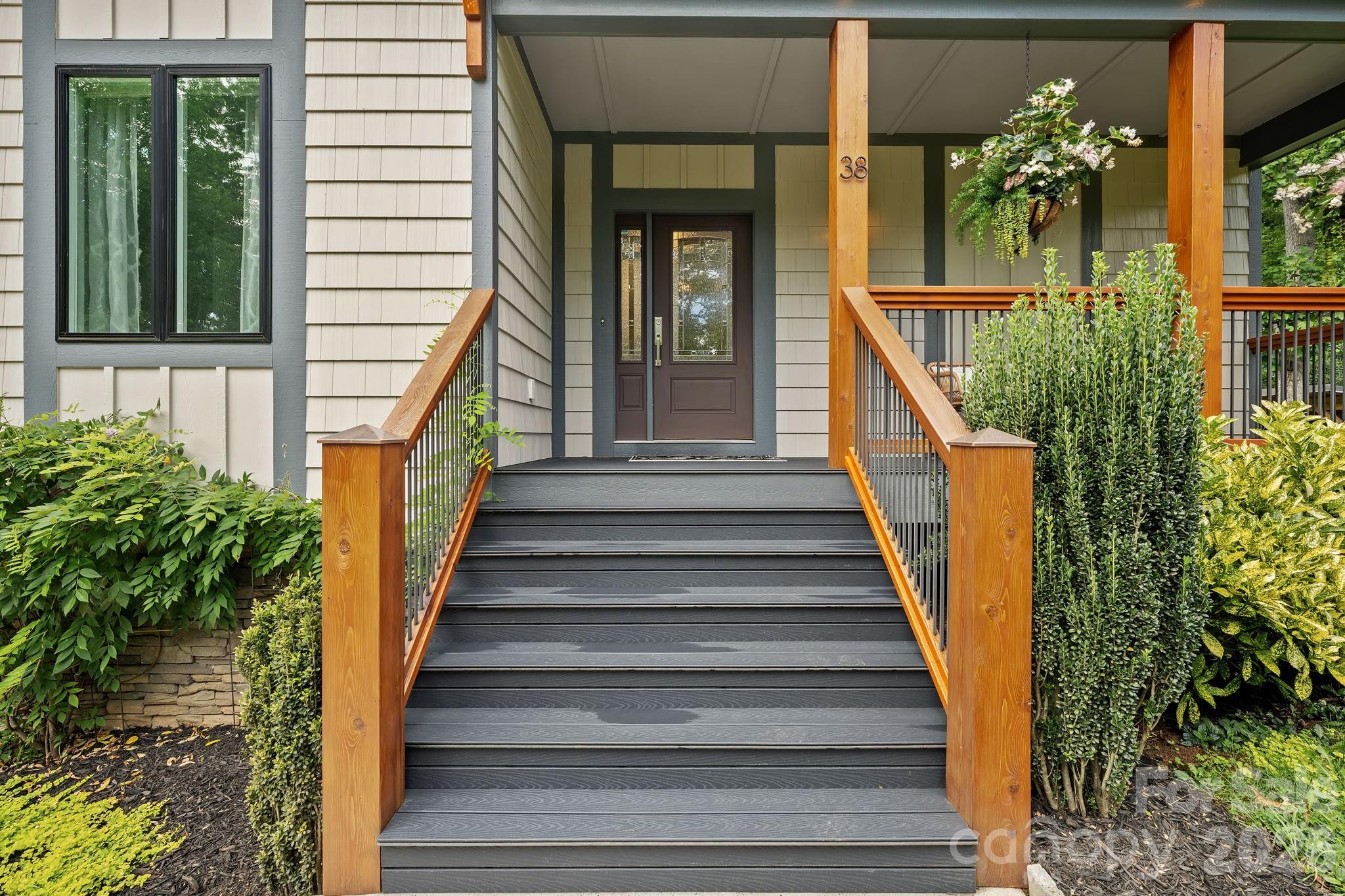 38 Little Forest Drive — Asheville