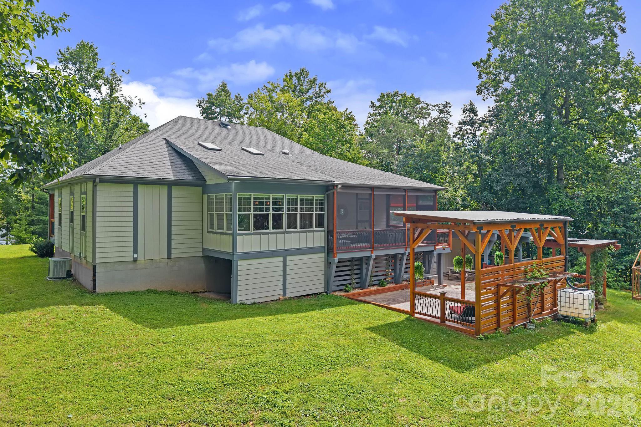 38 Little Forest Drive — Asheville