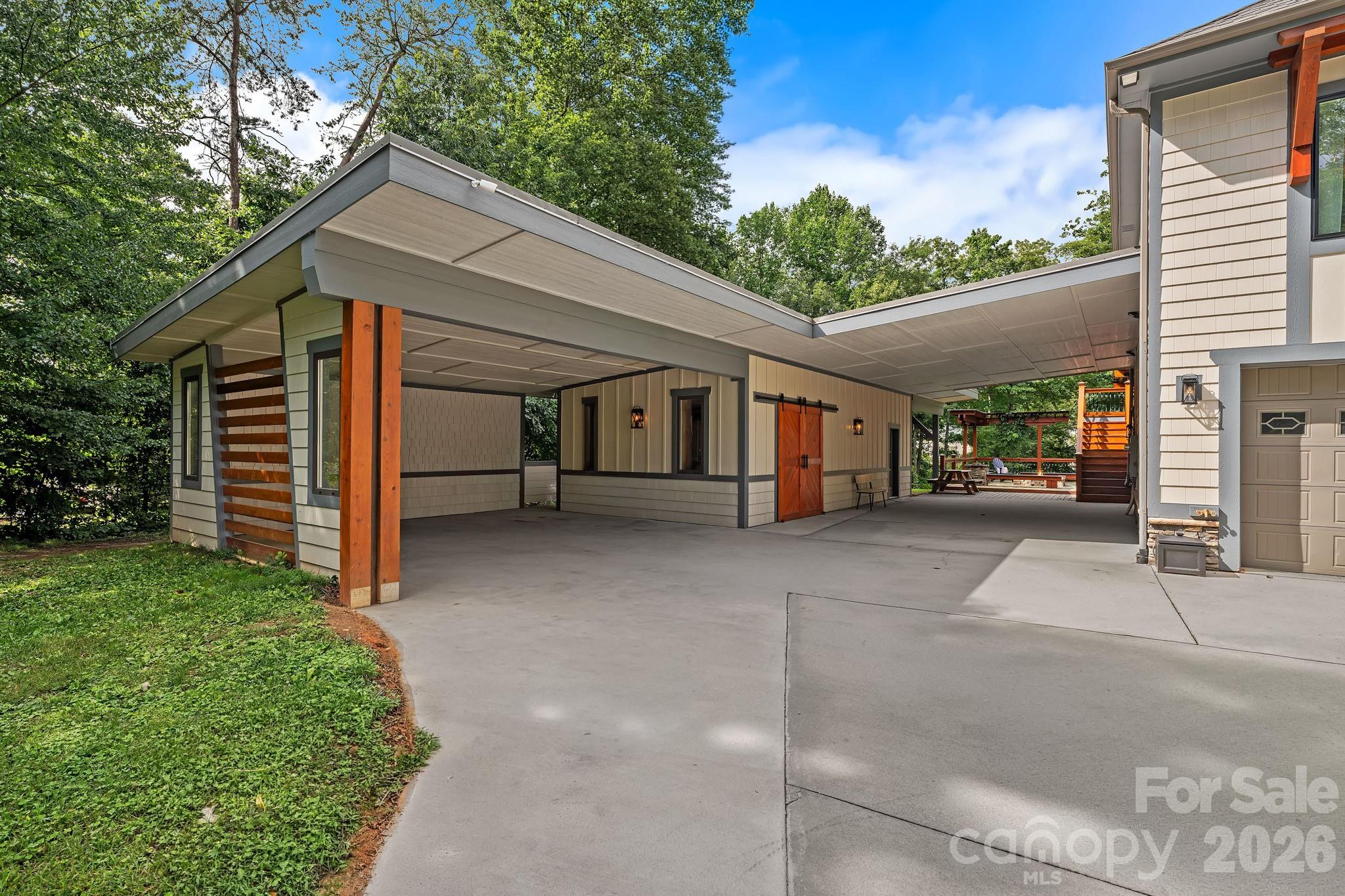 38 Little Forest Drive — Asheville
