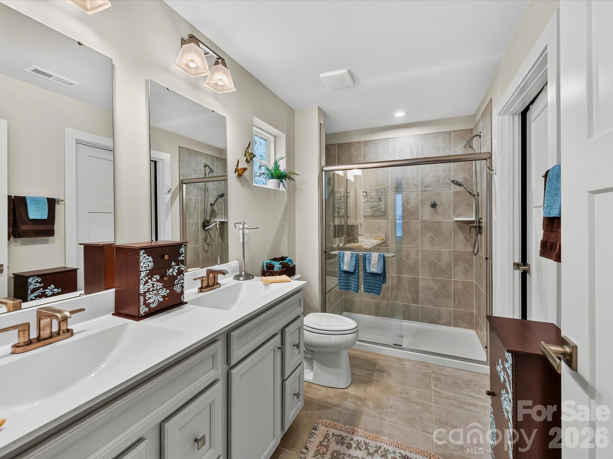 557 Nesbe Street — Lancaster