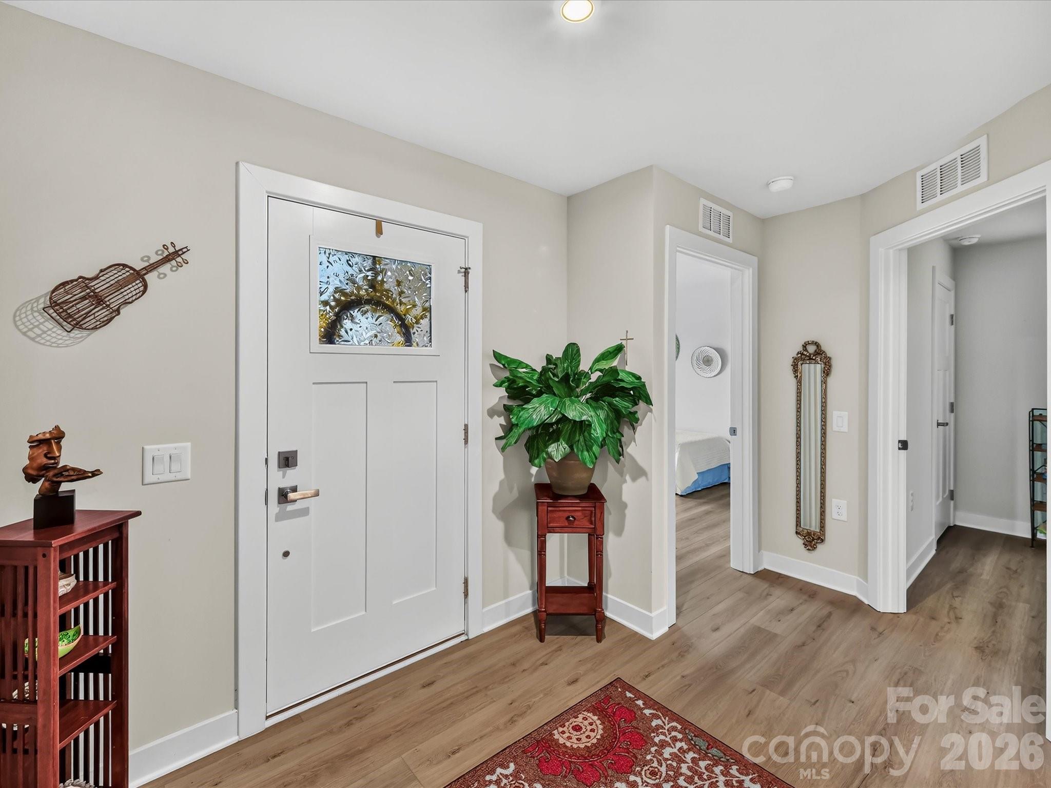 557 Nesbe Street — Lancaster