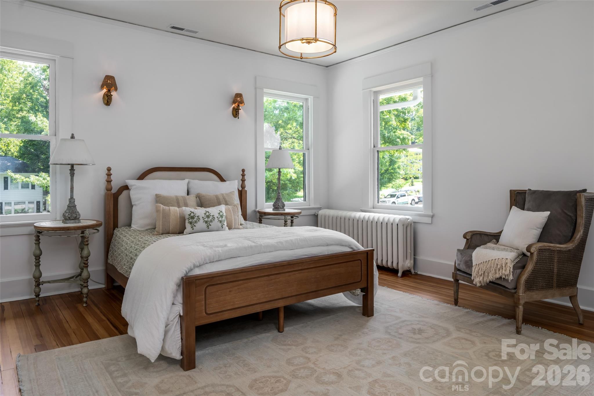 142 Edwin Place — Asheville