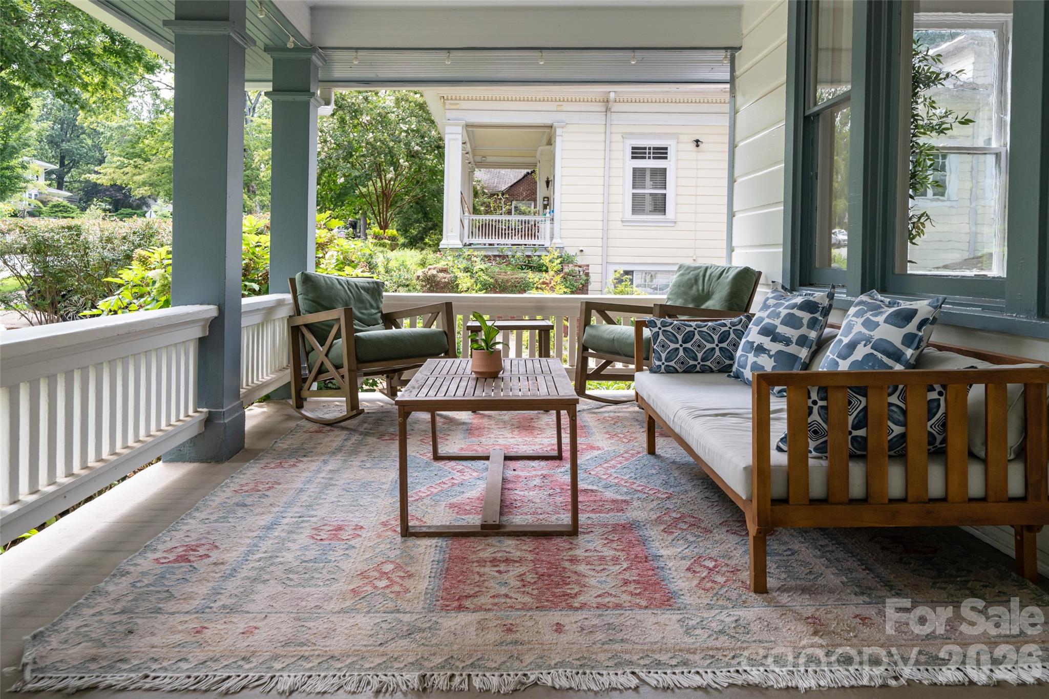 142 Edwin Place — Asheville