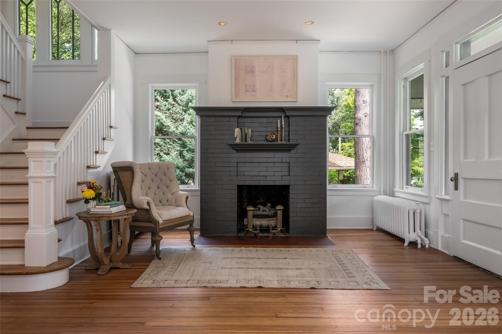 142 Edwin Place — Asheville