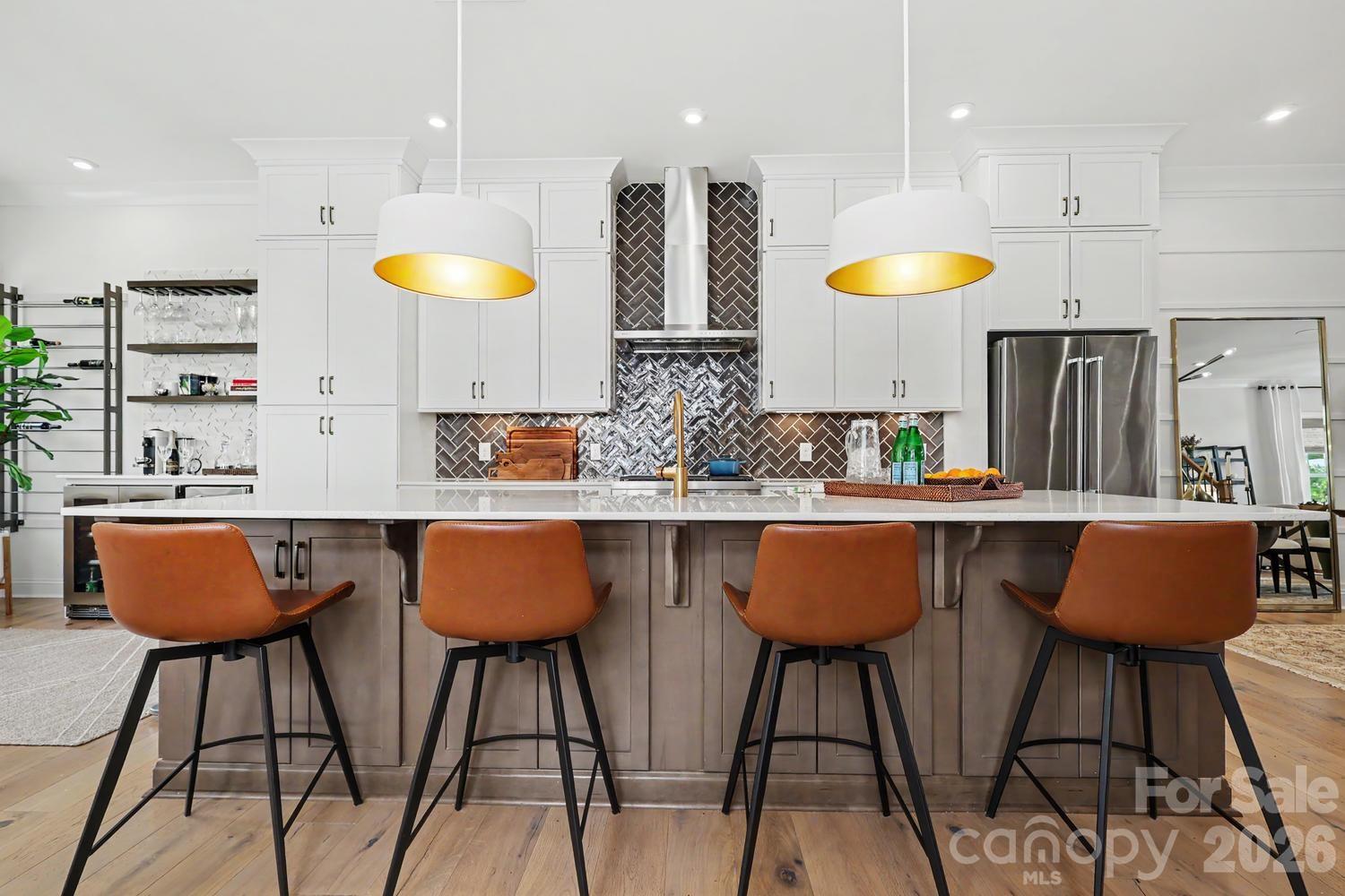 2505 Kenmore Avenue — Charlotte