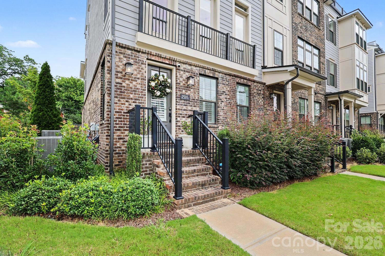 2505 Kenmore Avenue — Charlotte