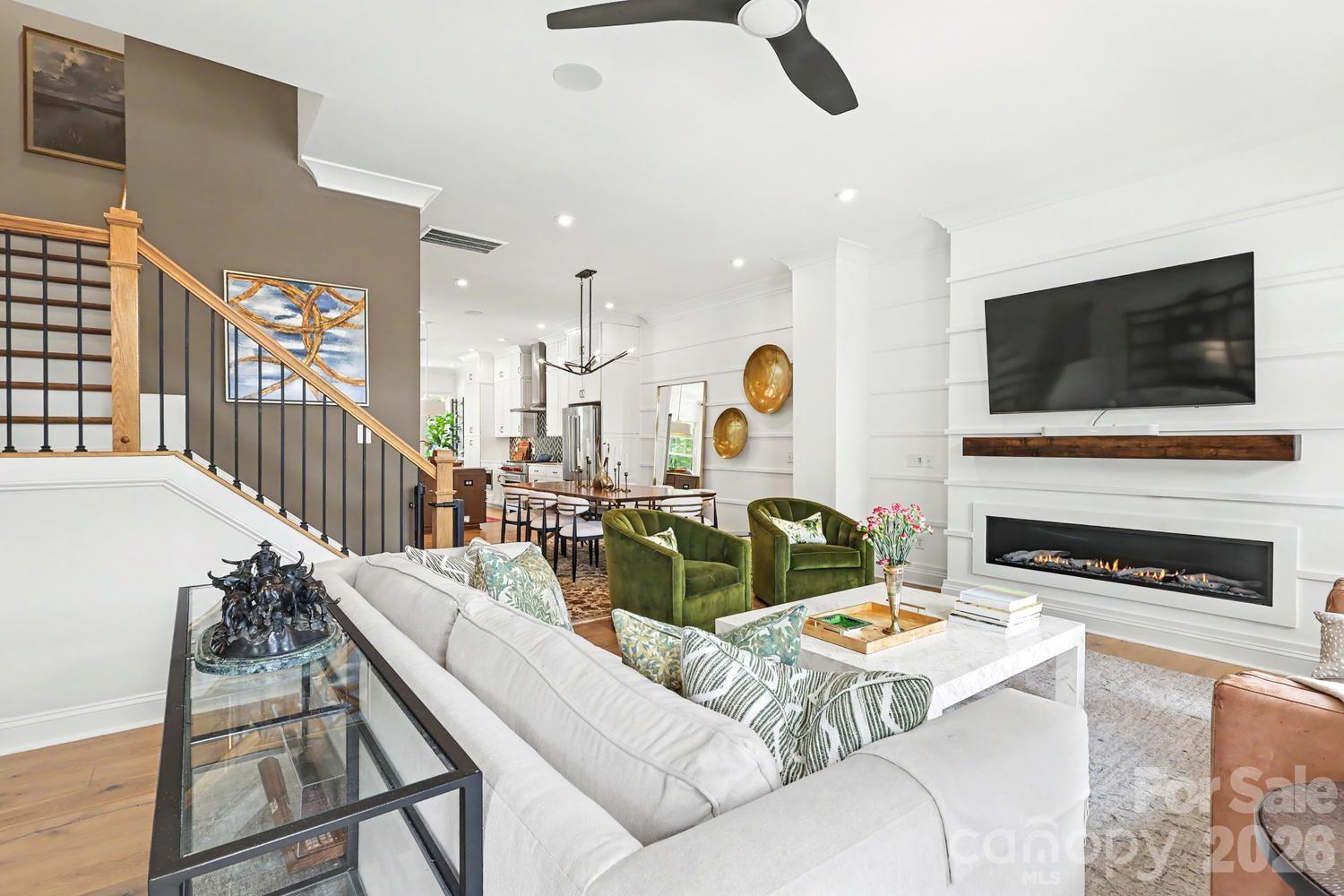 2505 Kenmore Avenue — Charlotte
