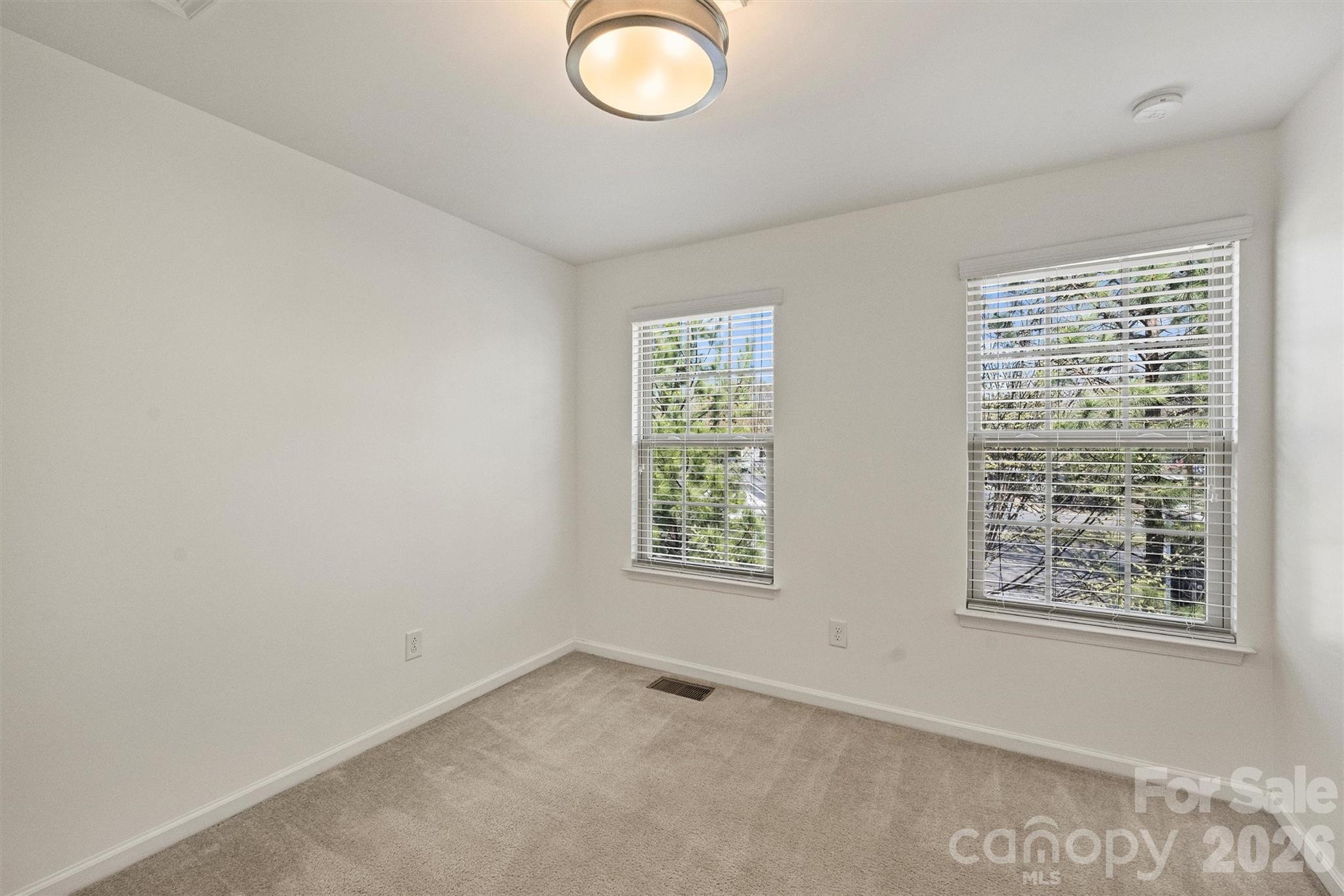 1317 Queen Lyon Court — Charlotte