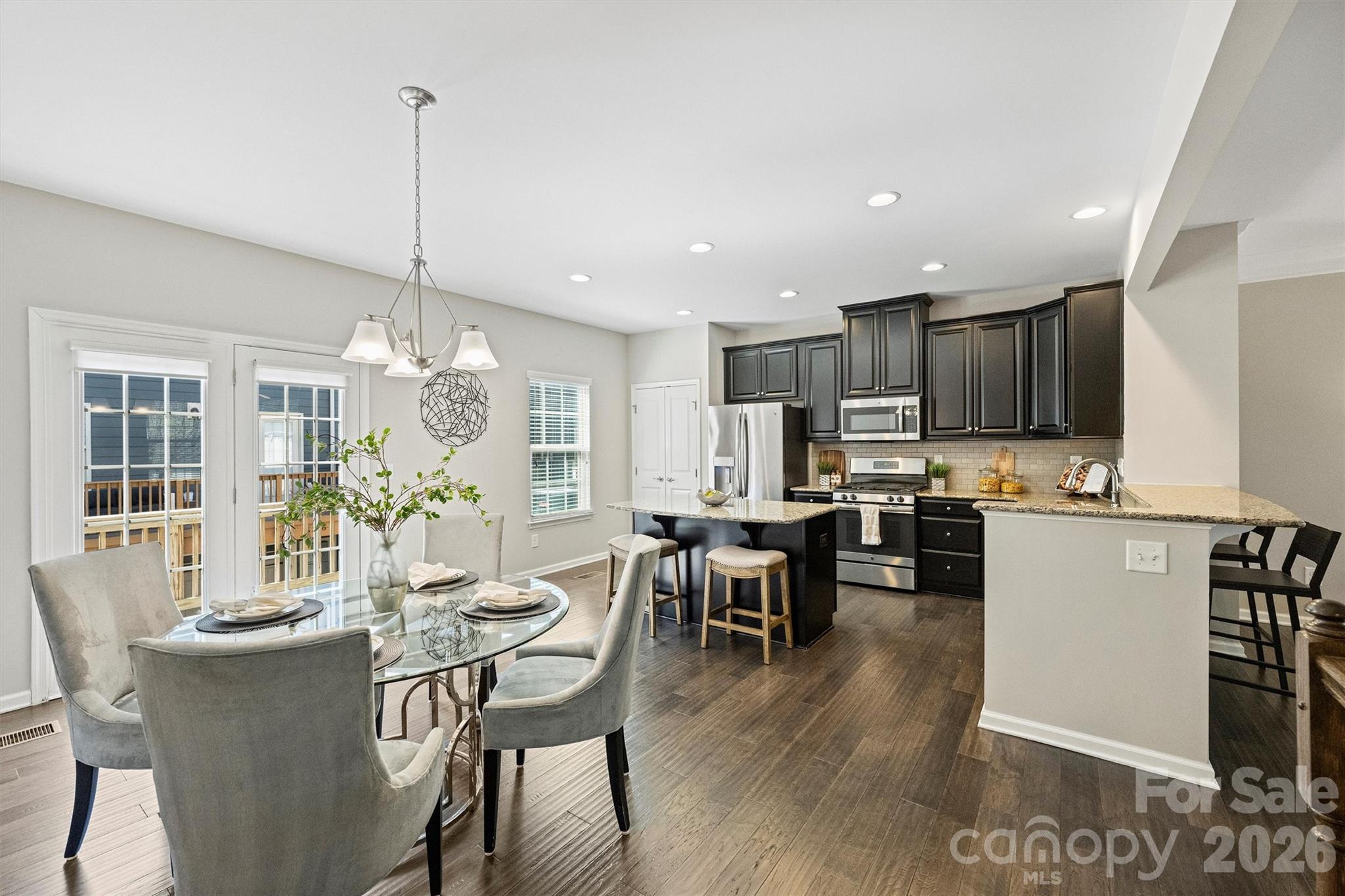 1317 Queen Lyon Court — Charlotte