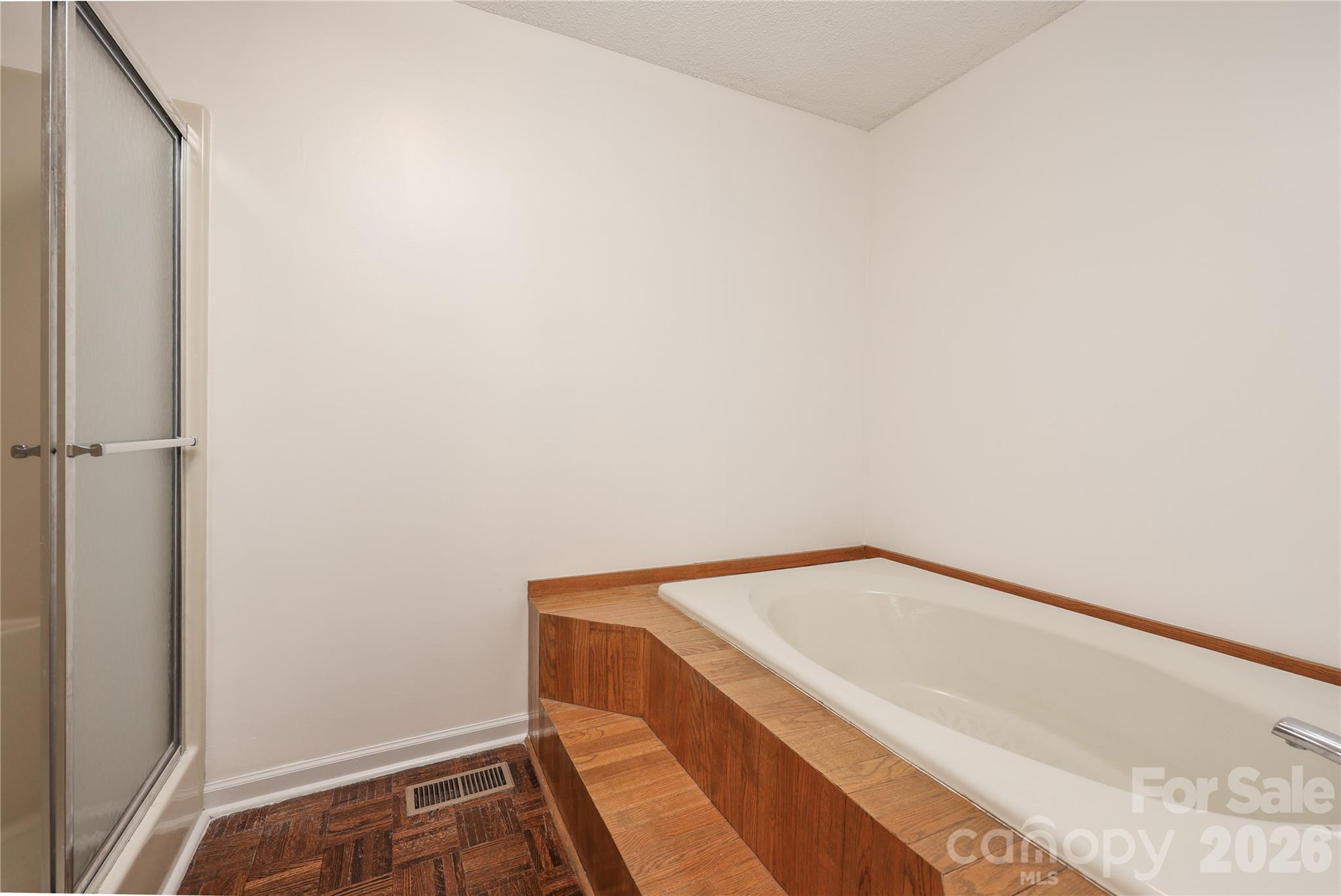 682 Cecil Street — Thomasville