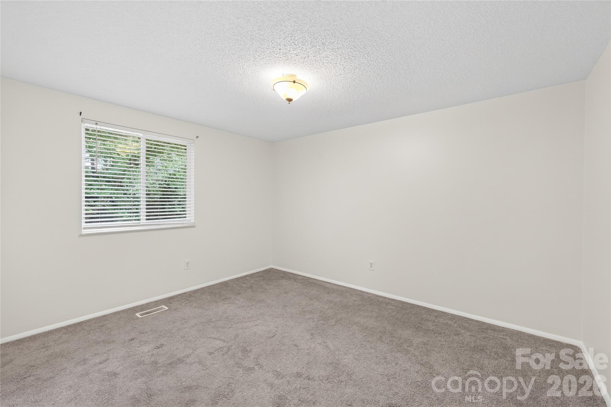 9524 Robert Burns Court — Charlotte