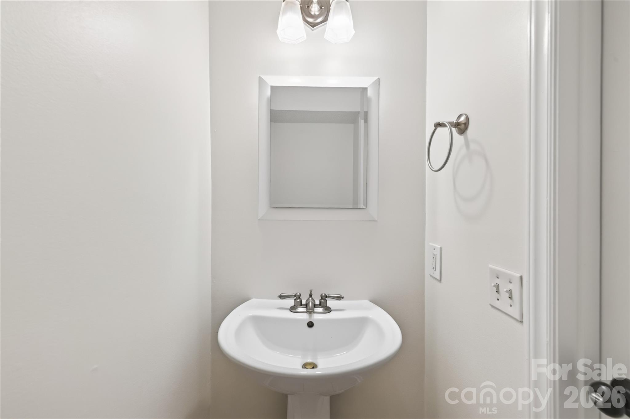 9524 Robert Burns Court — Charlotte
