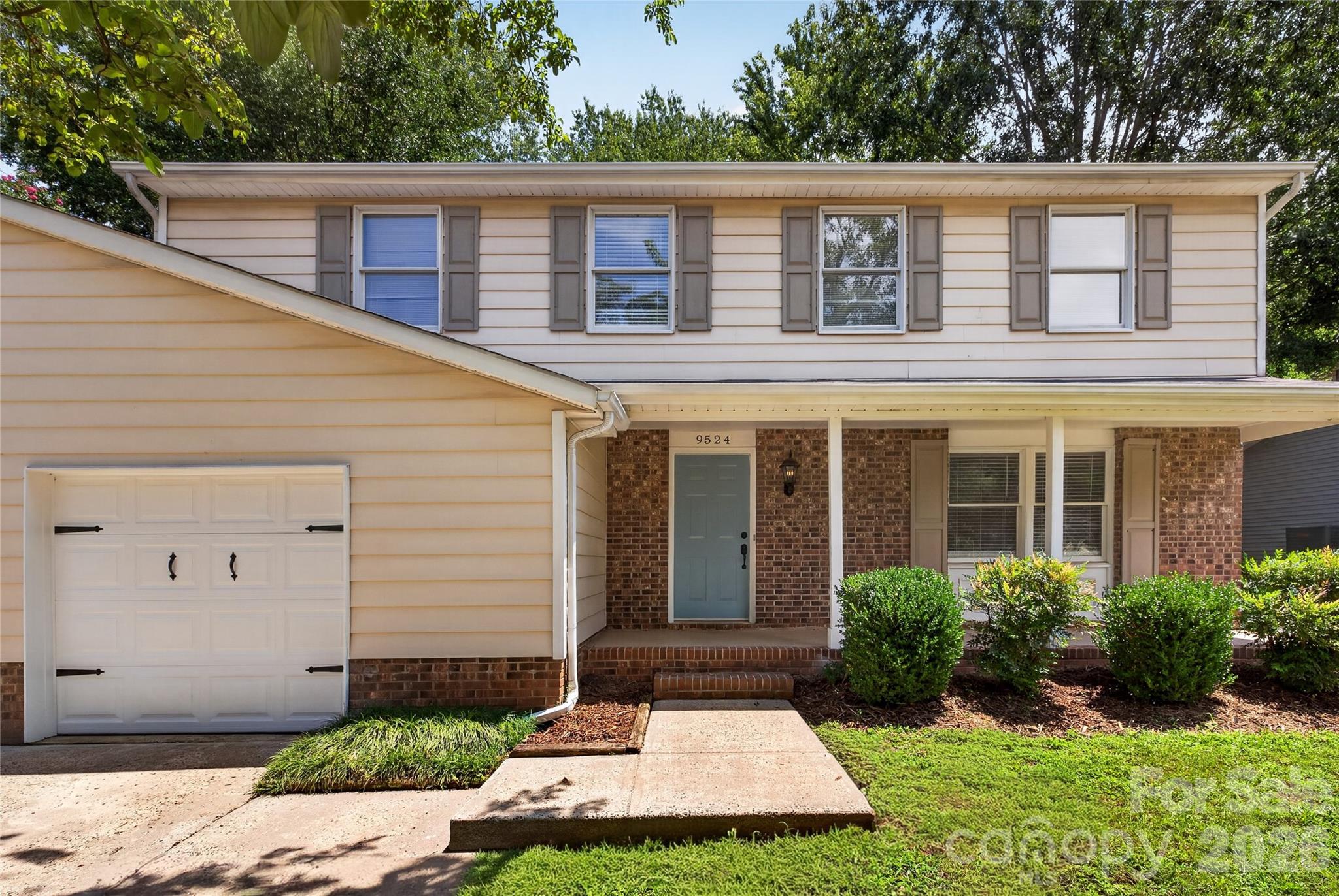 9524 Robert Burns Court — Charlotte