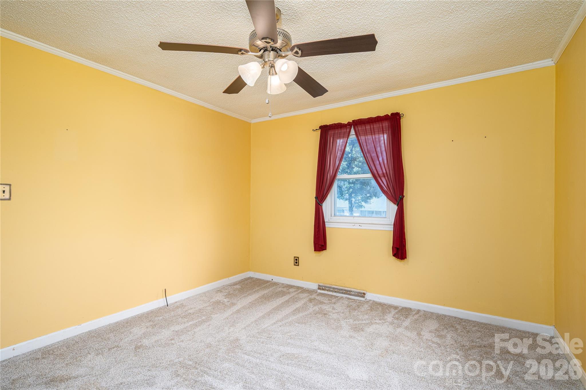 614 W Westview Street — Gastonia